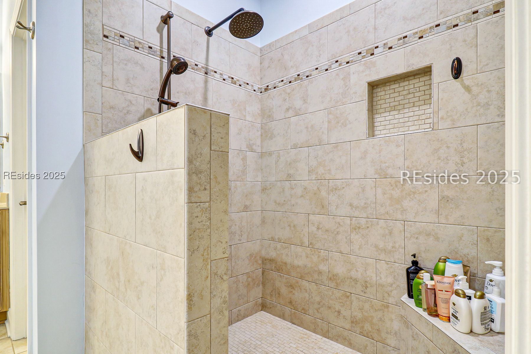 35 Heartwood Court Unit: 1215