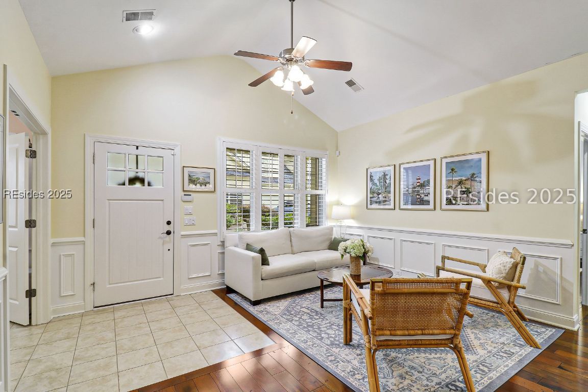 35 Heartwood Court Unit: 1215