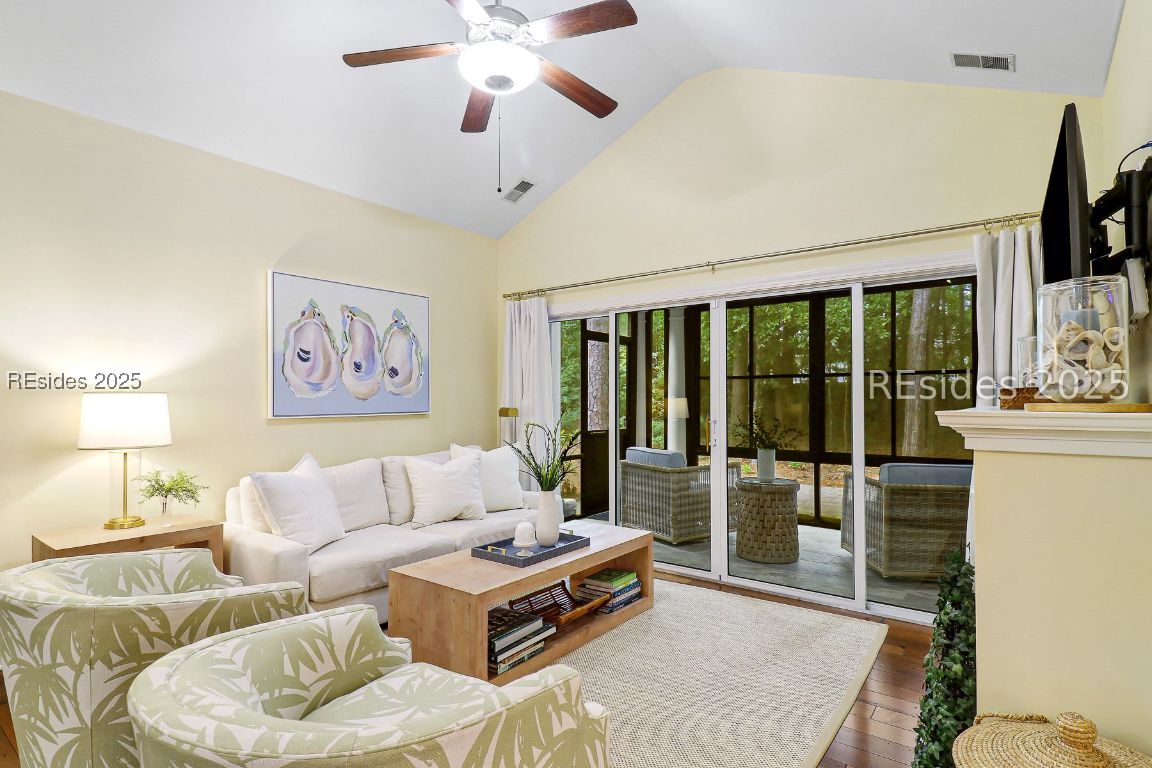 35 Heartwood Court Unit: 1215