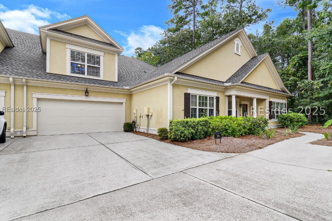 35 Heartwood Court Unit: 1215