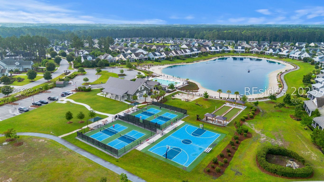 35 Heartwood Court Unit: 1215