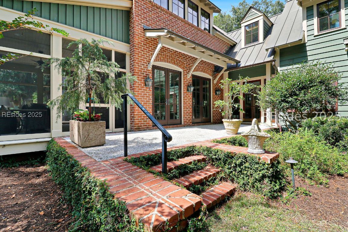 18 High Hope Way