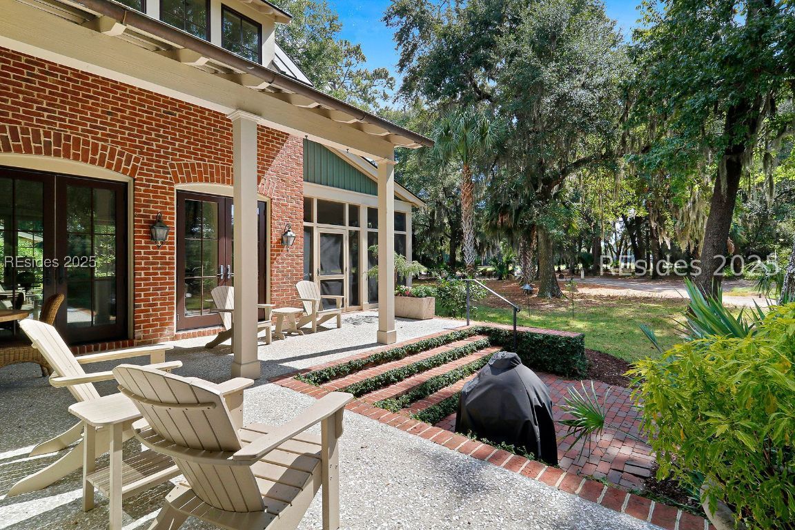 18 High Hope Way