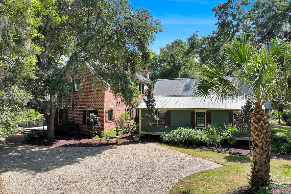 18 High Hope Way