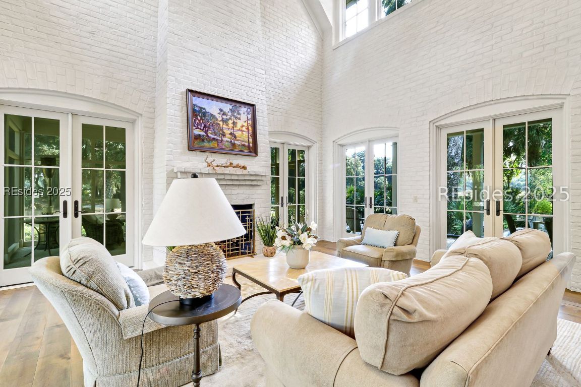 18 High Hope Way