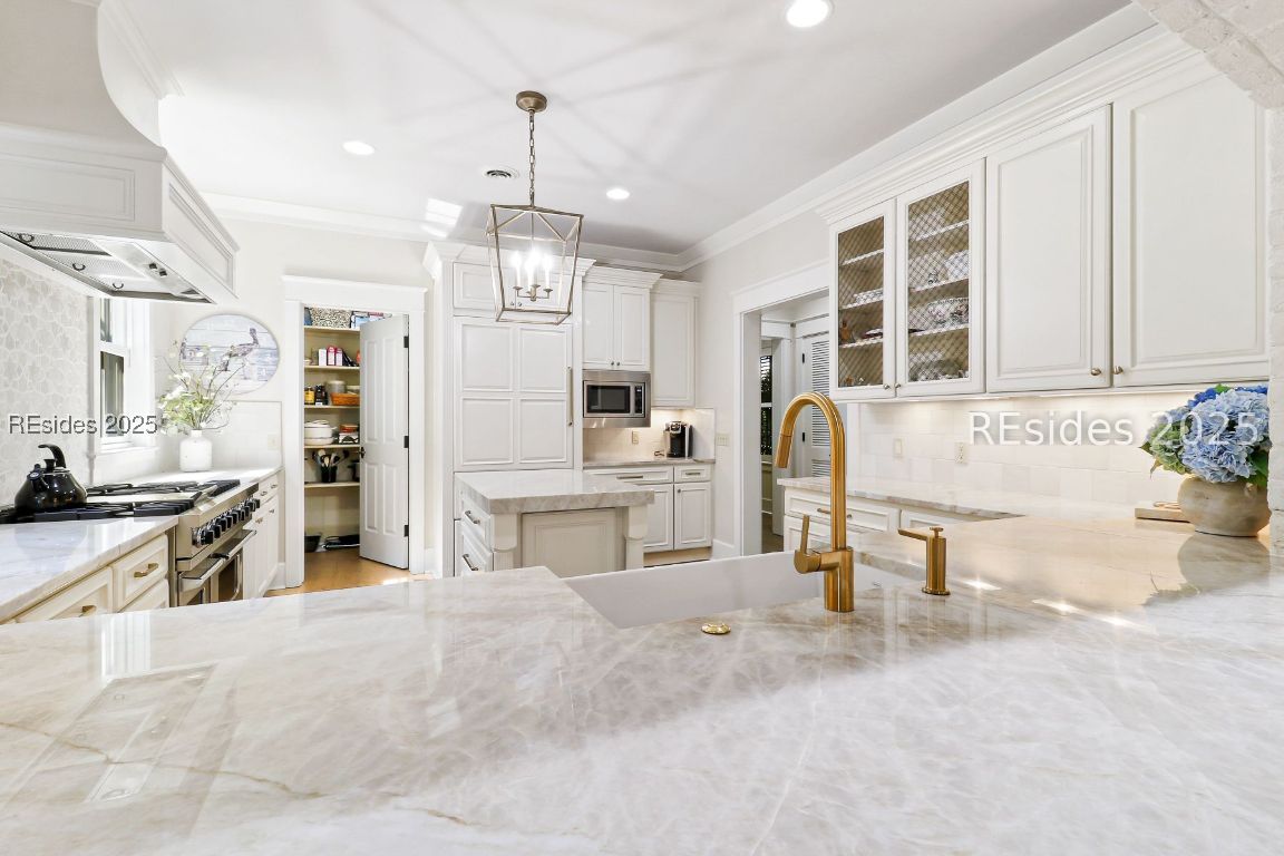 18 High Hope Way