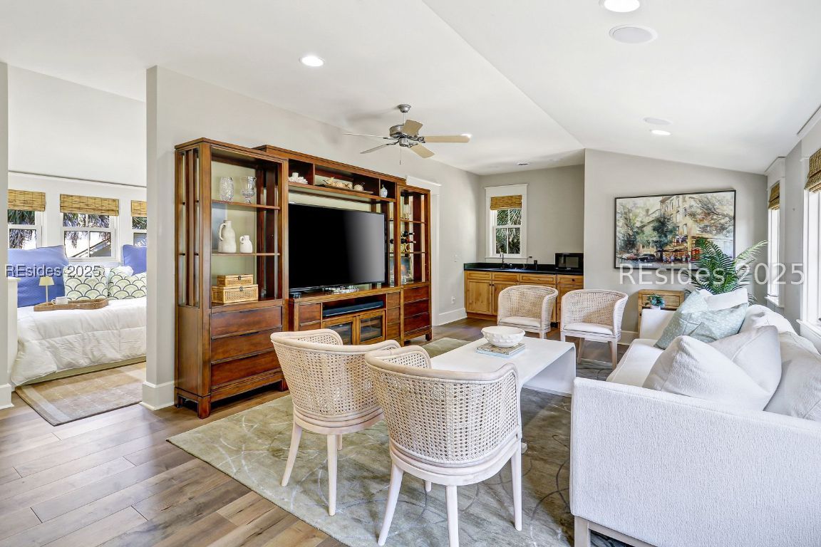 18 High Hope Way