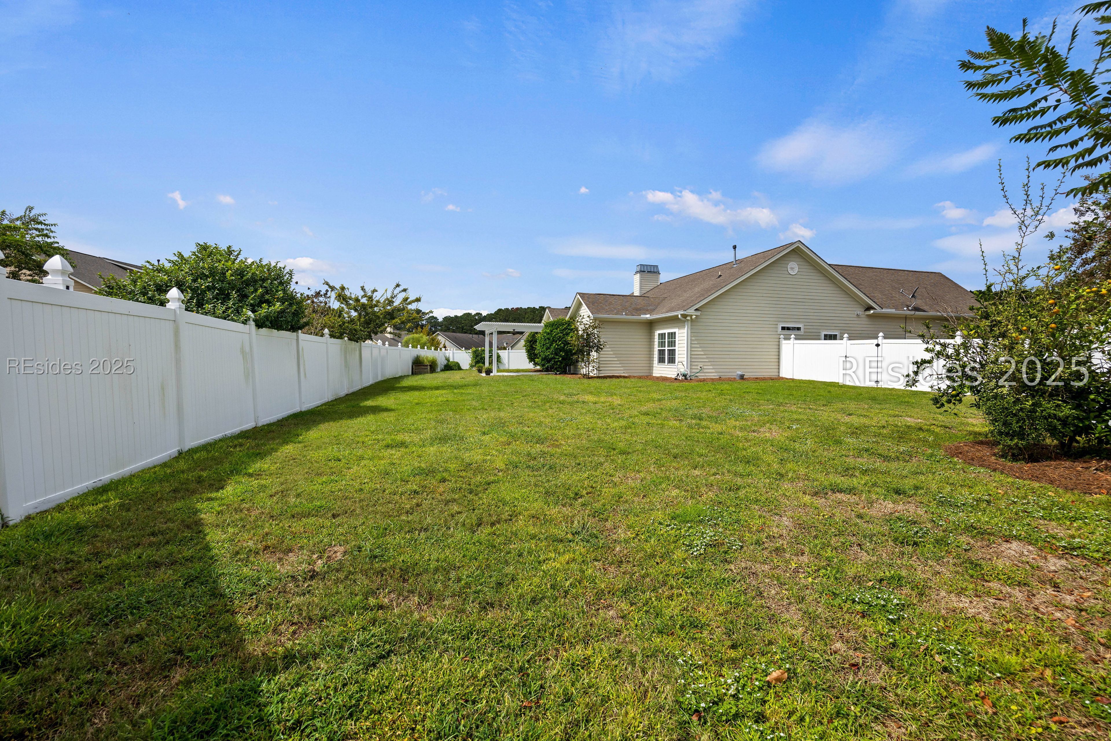 237 Grand Court S