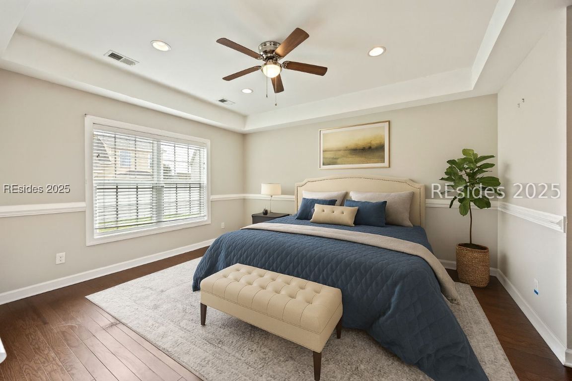 237 Grand Court S
