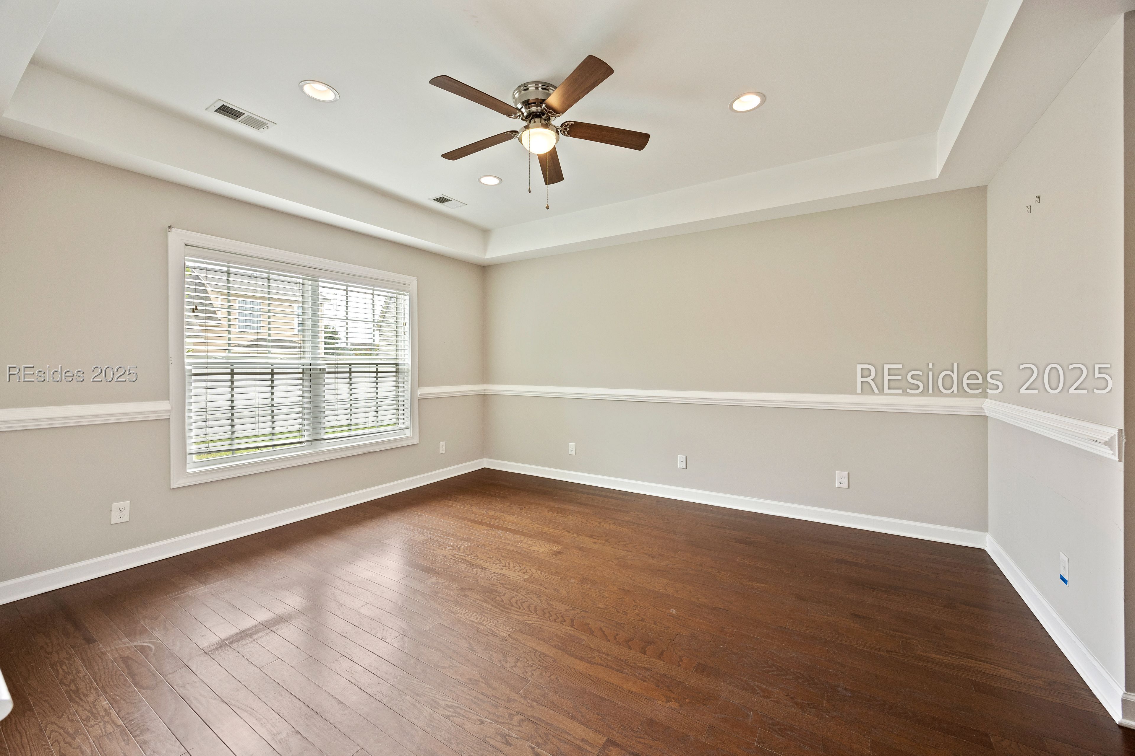237 Grand Court S