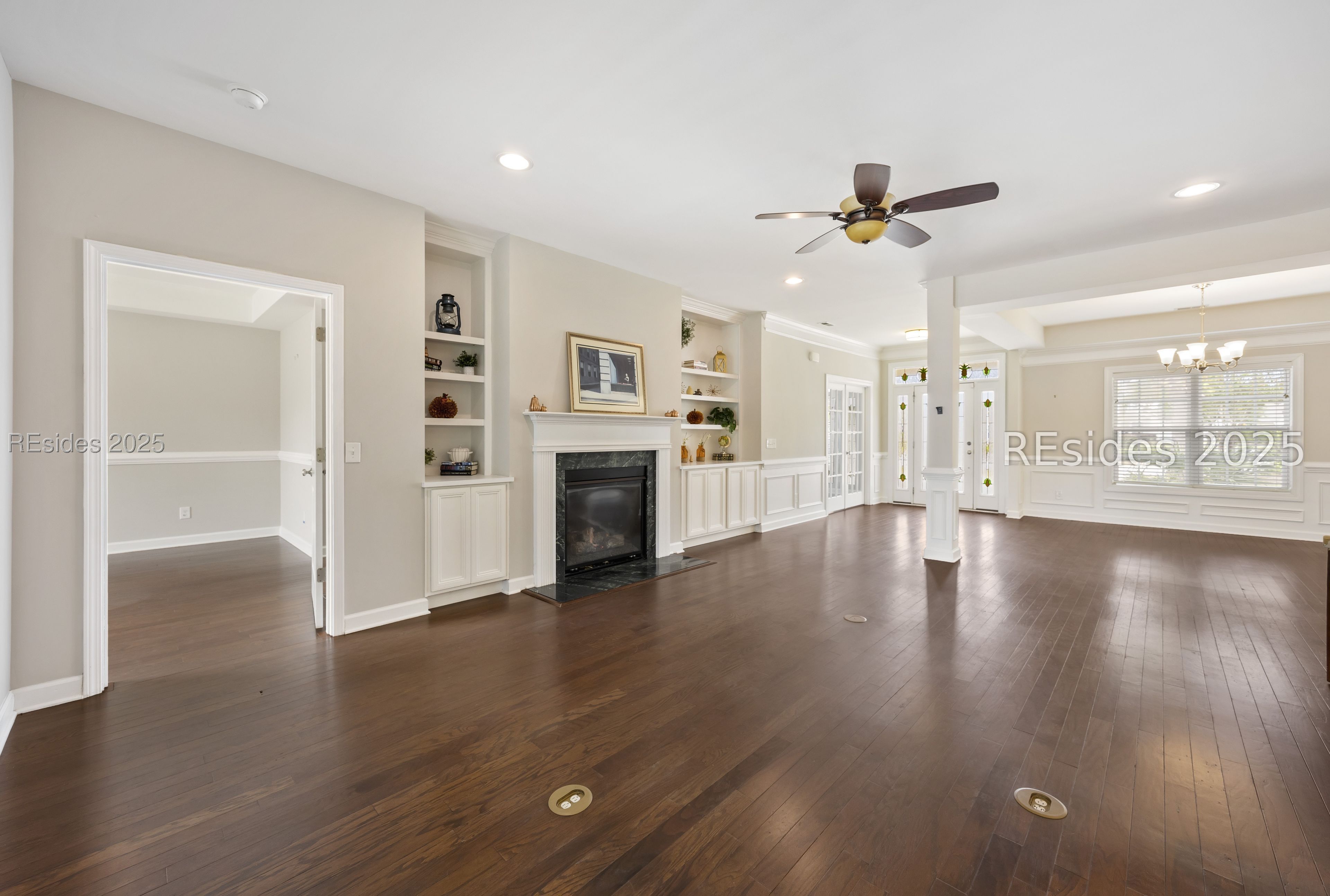 237 Grand Court S