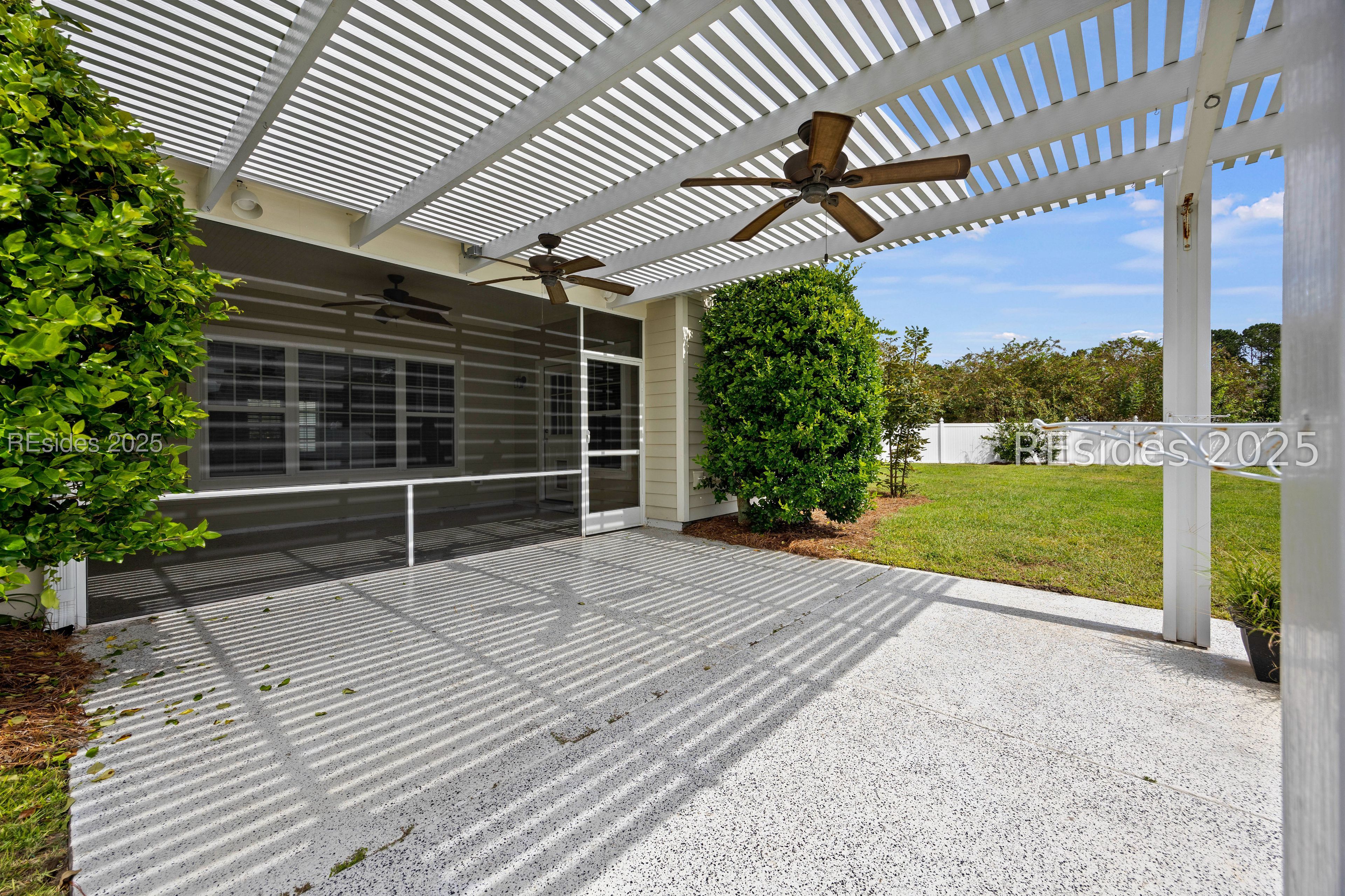 237 Grand Court S