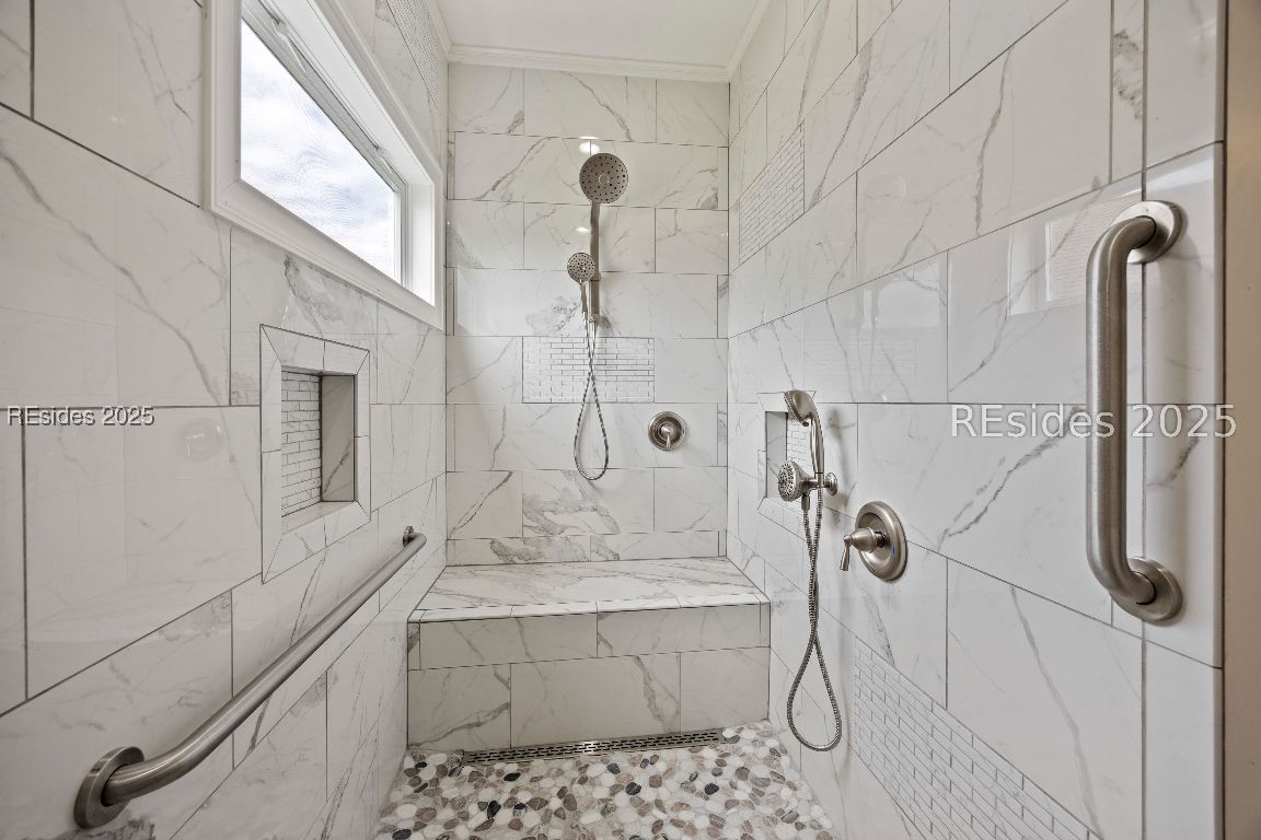 237 Grand Court S