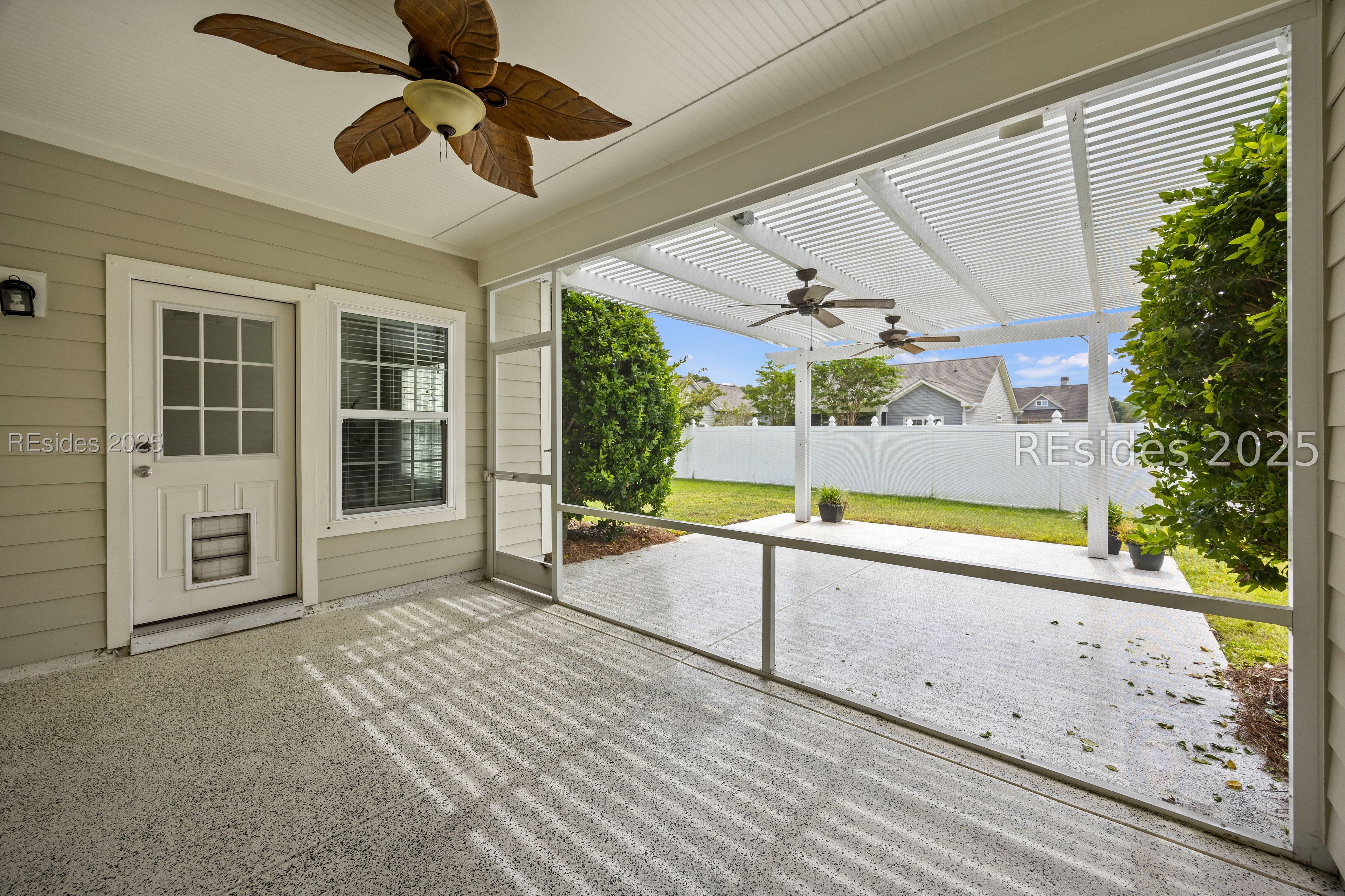 237 Grand Court S