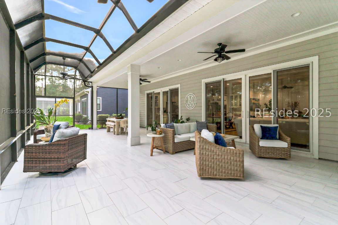 633 Firethorn Lane