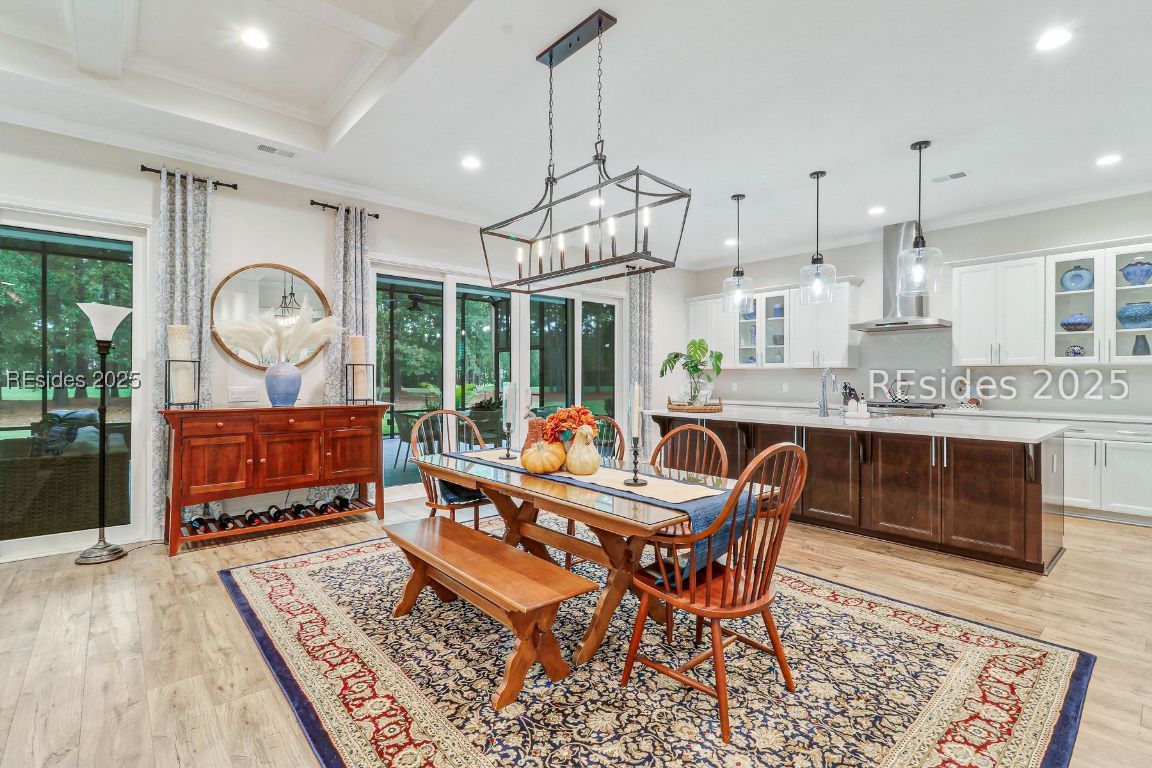 633 Firethorn Lane