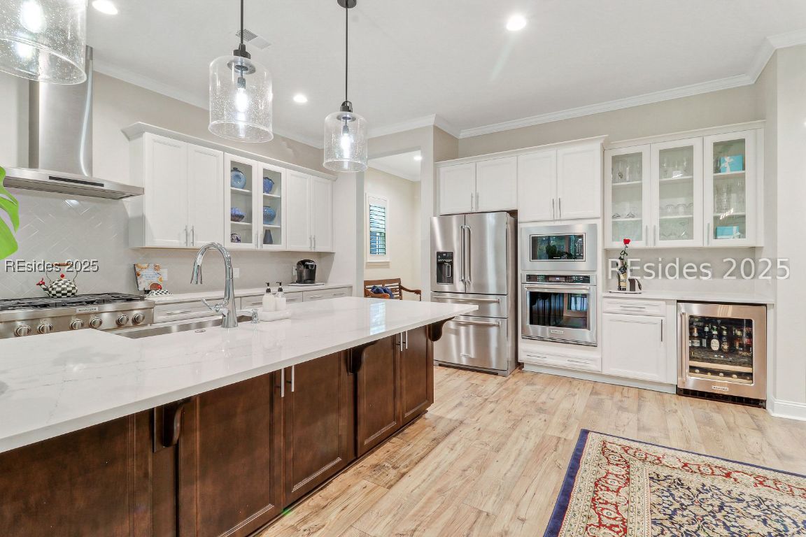 633 Firethorn Lane