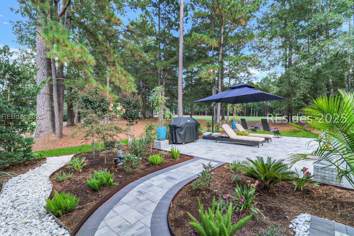 633 Firethorn Lane