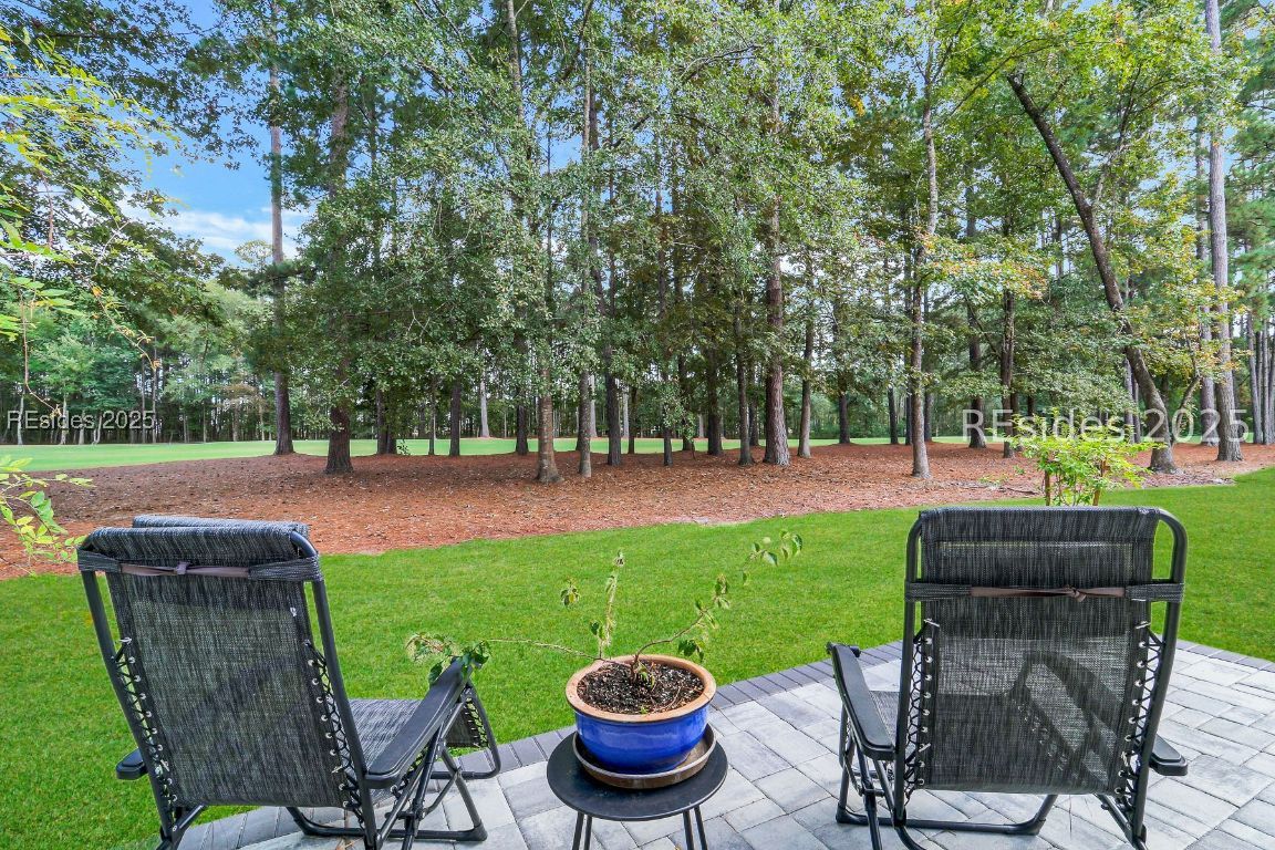 633 Firethorn Lane