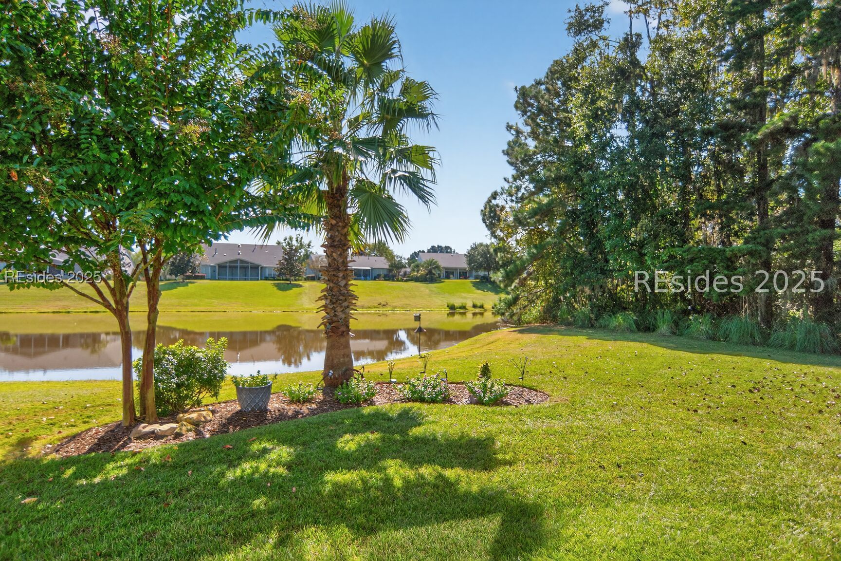 18 Raven Glass Lane