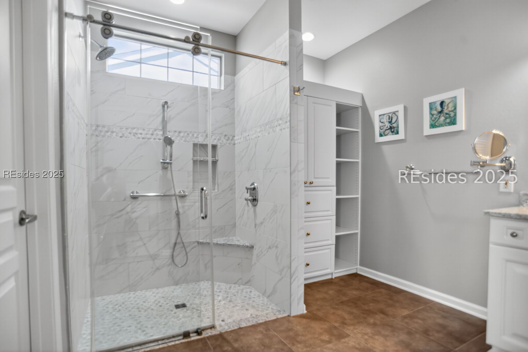 18 Raven Glass Lane