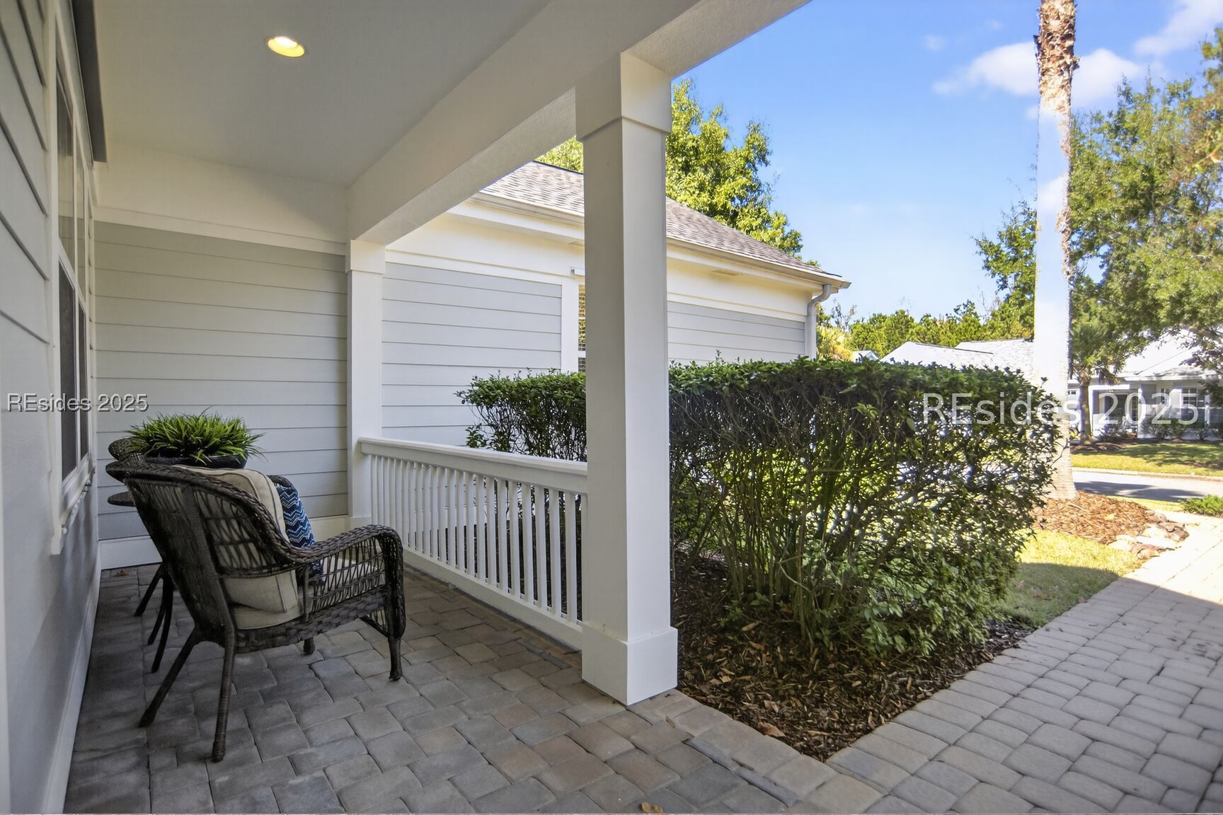 18 Raven Glass Lane