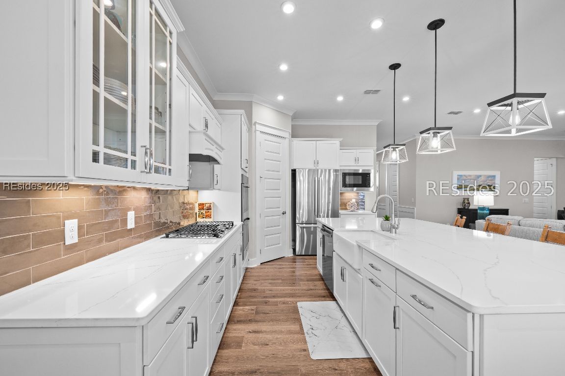 46 Carolina Oaks Avenue