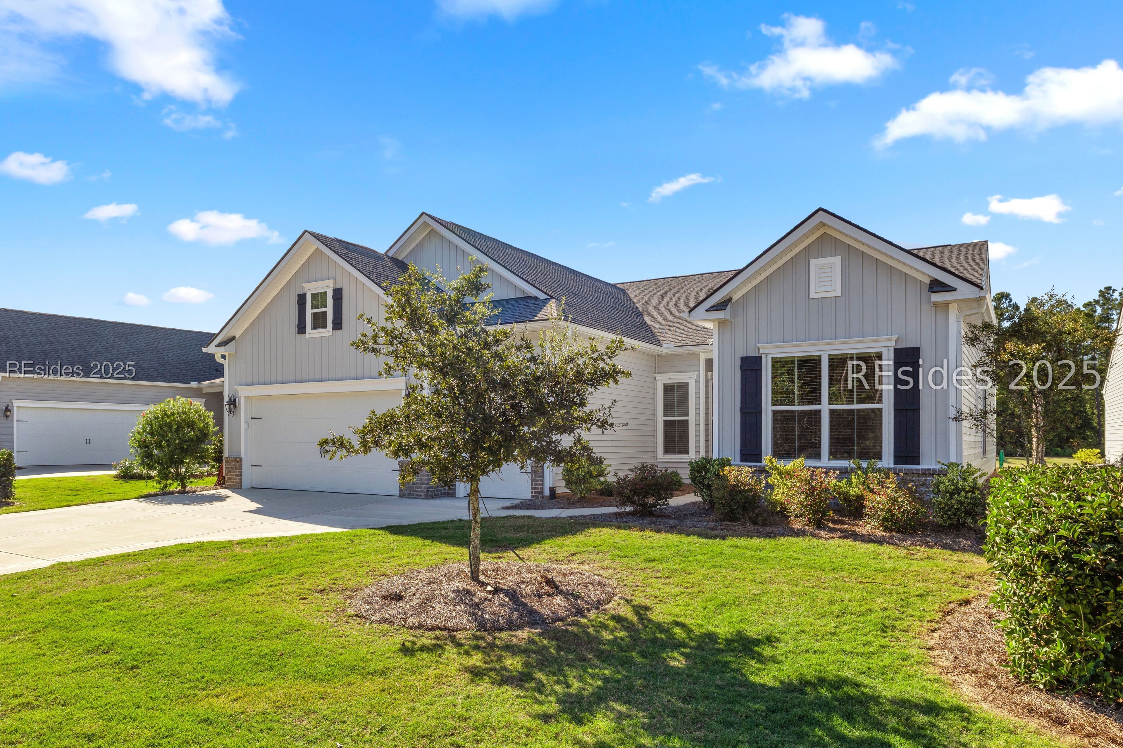 46 Carolina Oaks Avenue