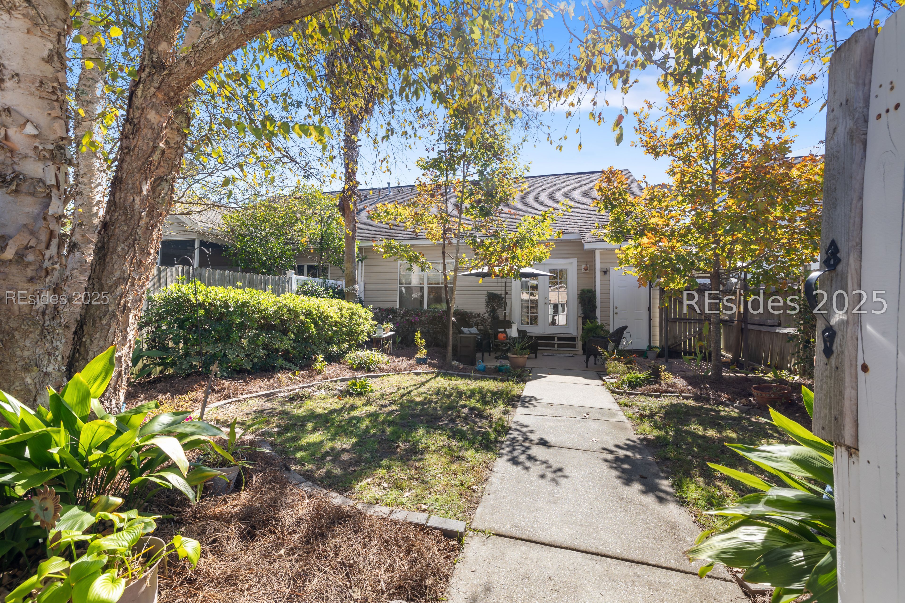 82 3rd Avenue