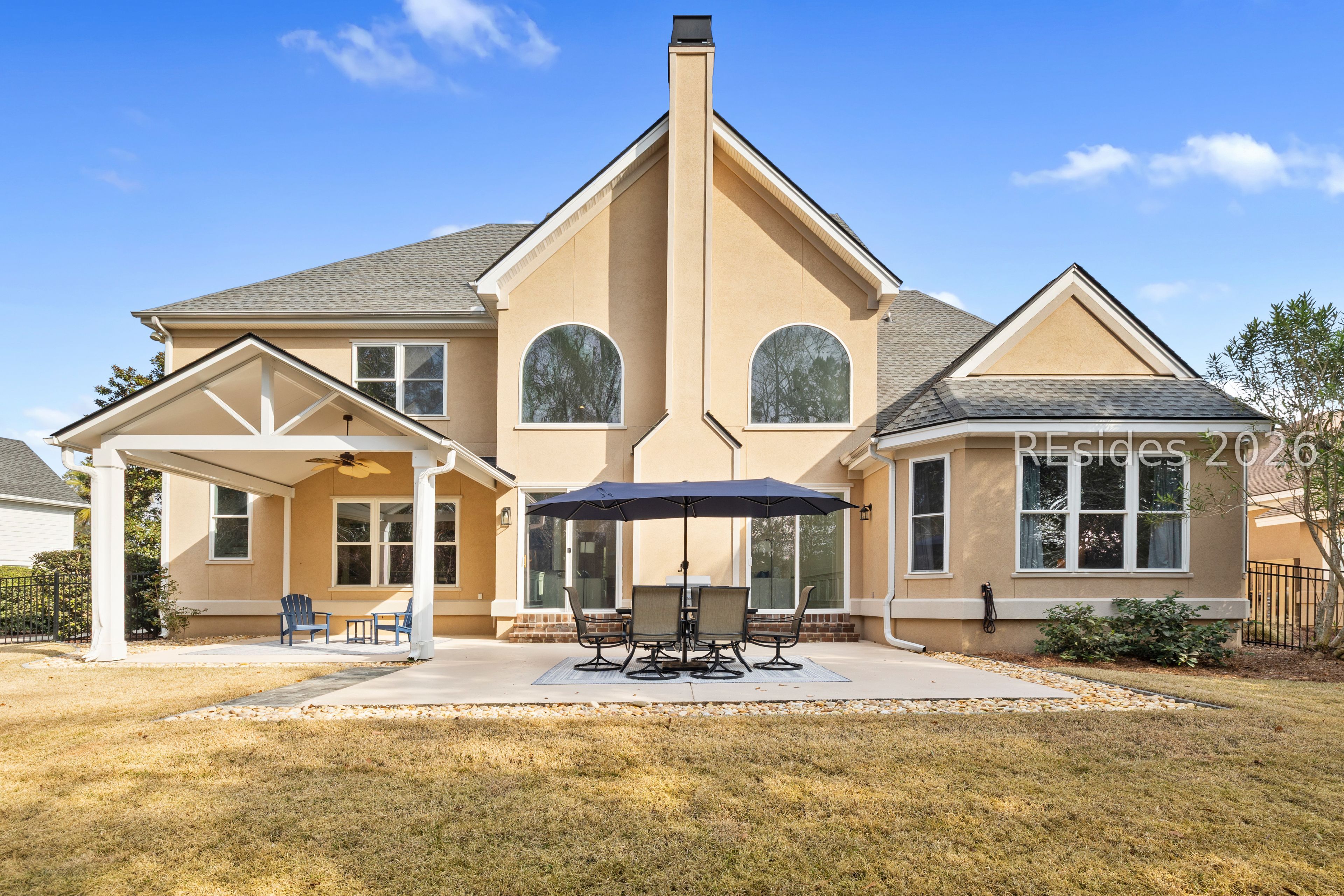 257 Farnsleigh Avenue