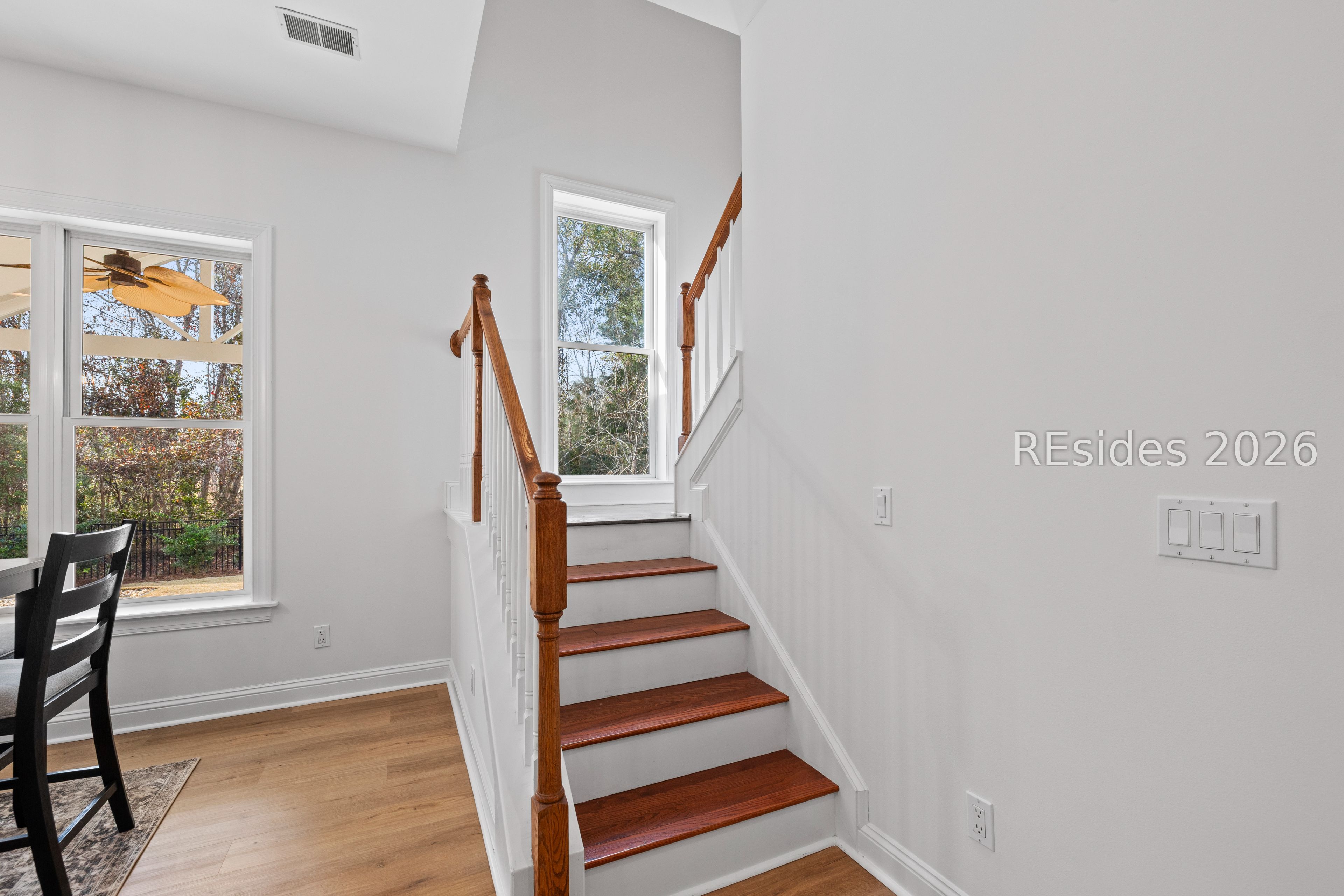 257 Farnsleigh Avenue