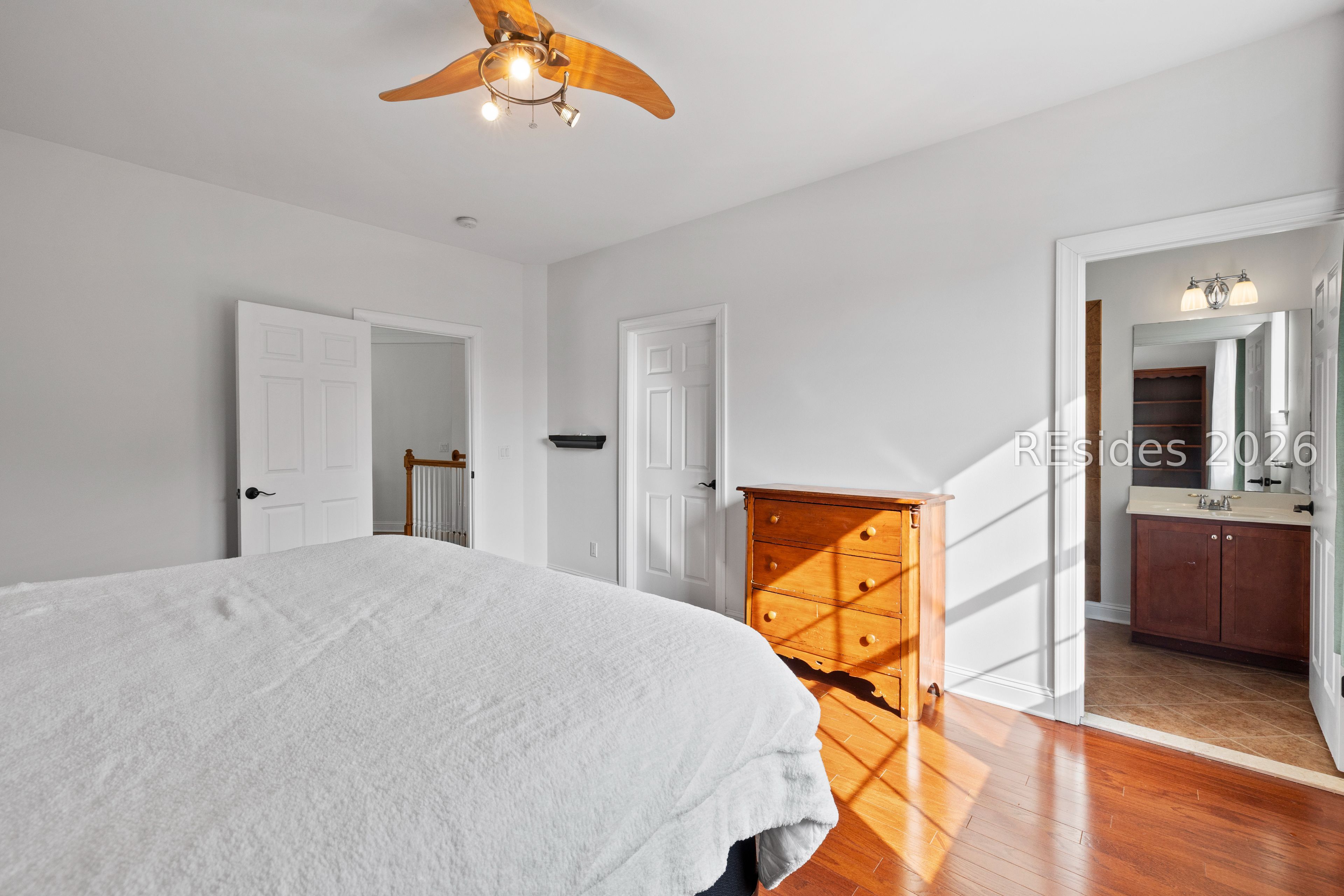 257 Farnsleigh Avenue