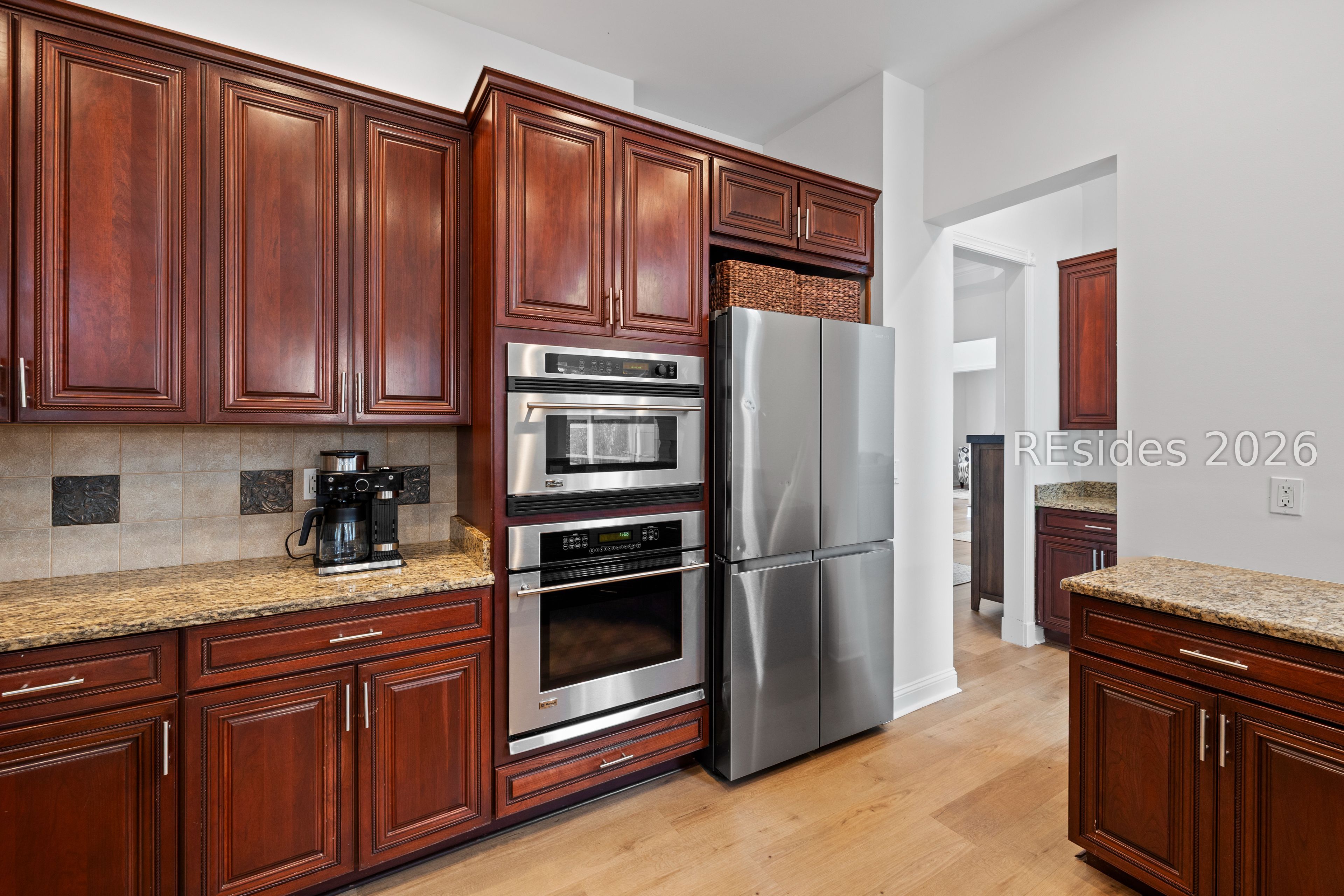 257 Farnsleigh Avenue