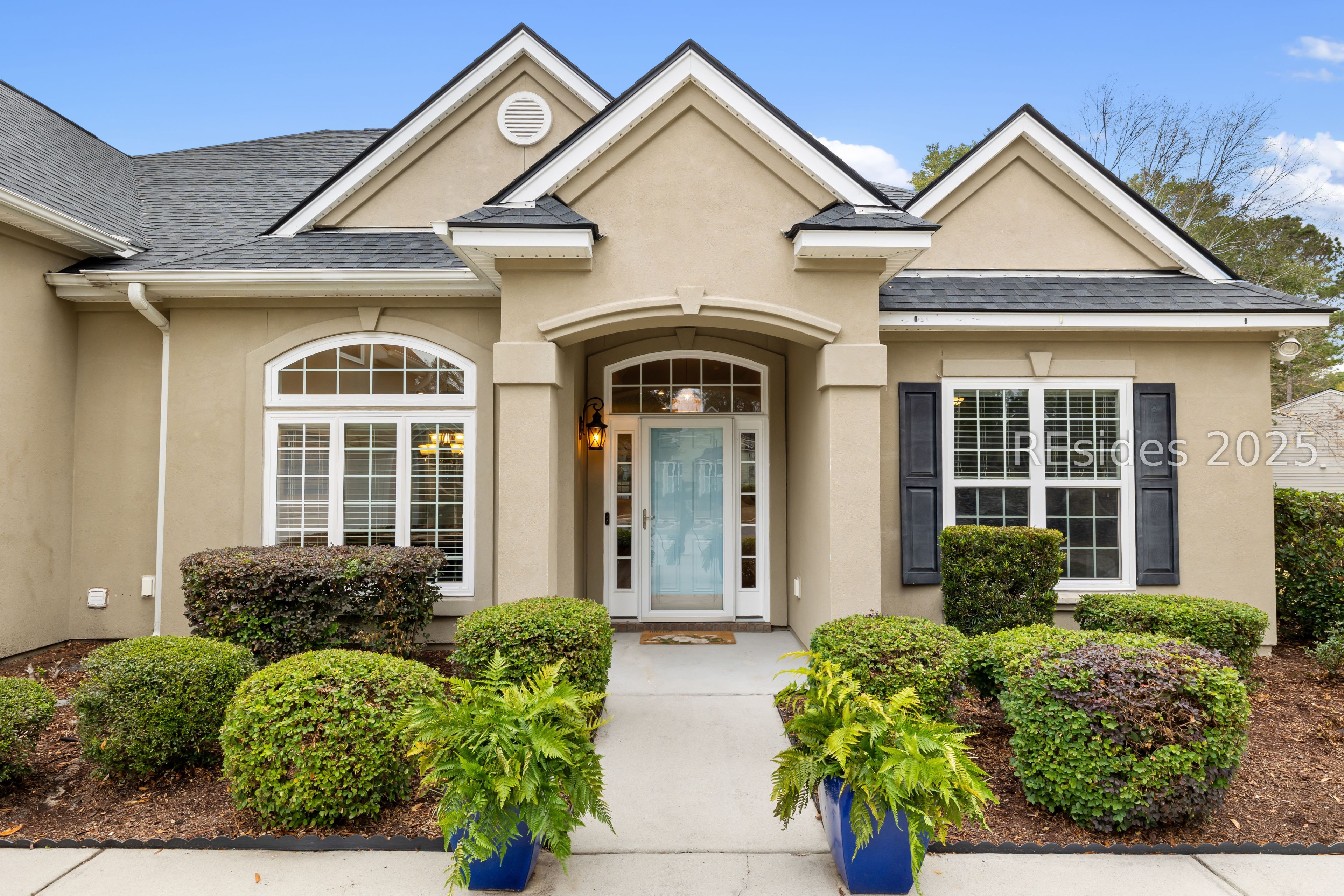 4 Stoney Point Drive