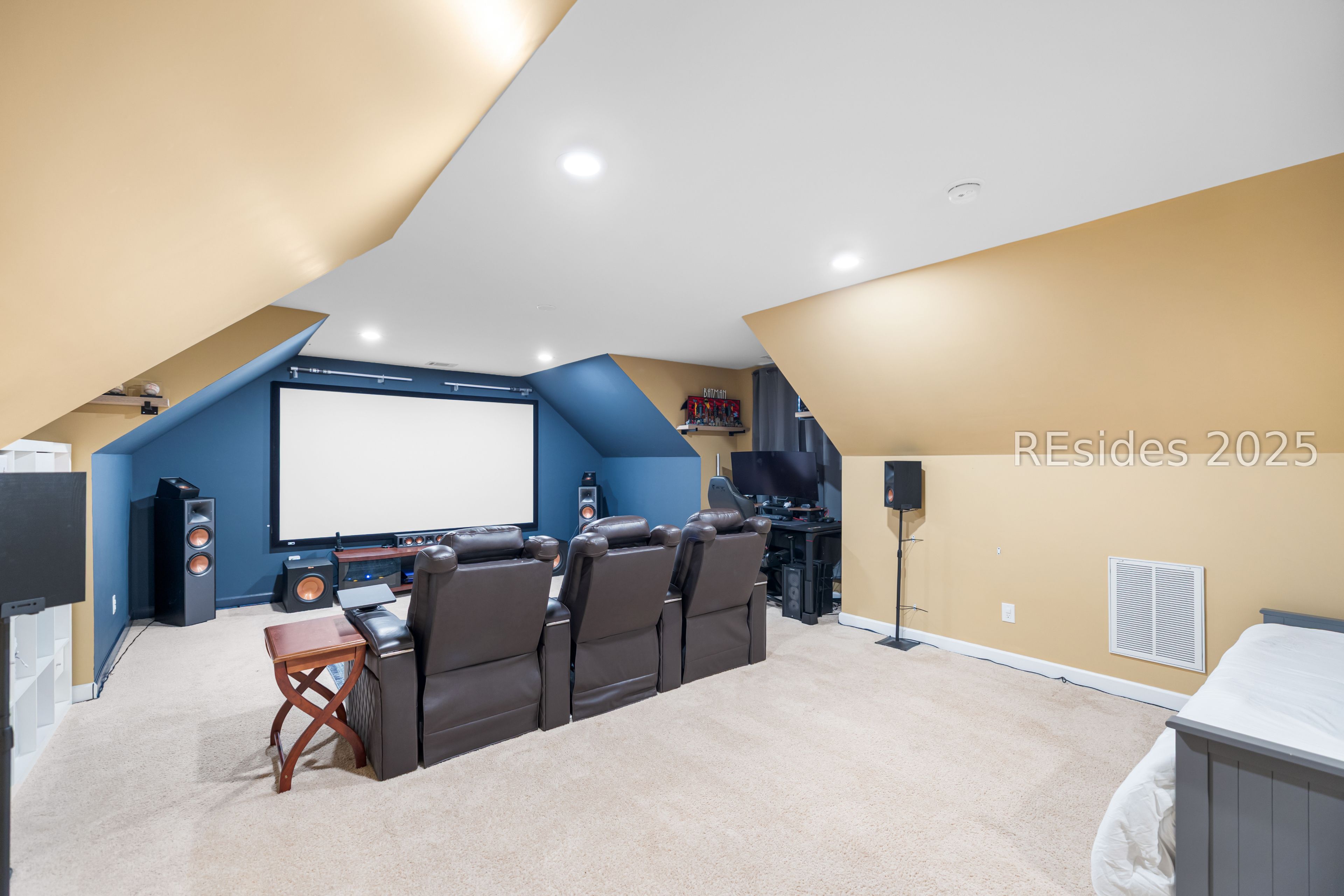 4 Stoney Point Drive