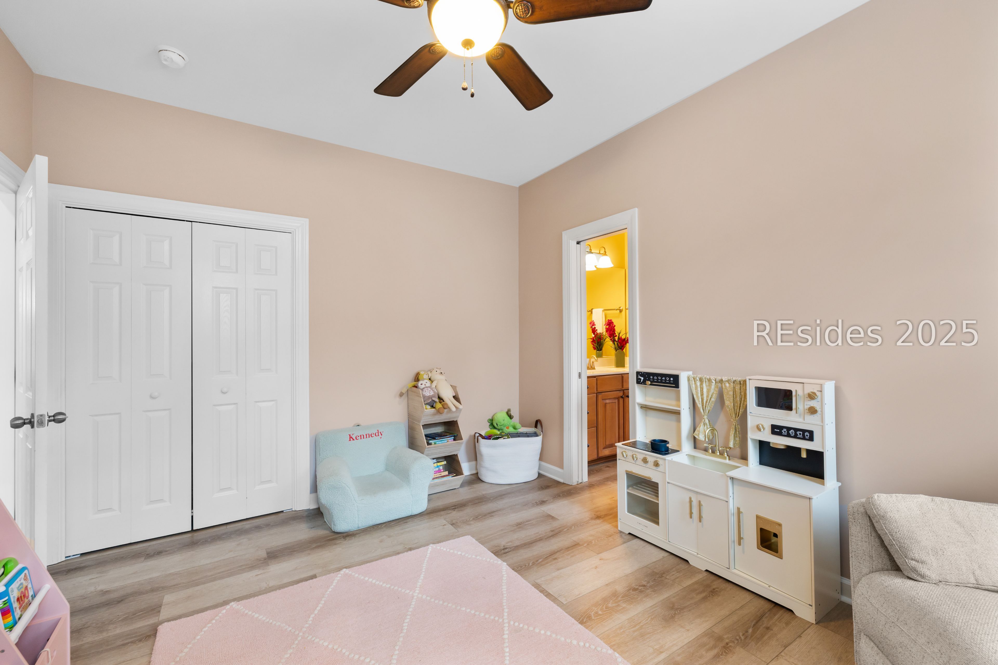 4 Stoney Point Drive