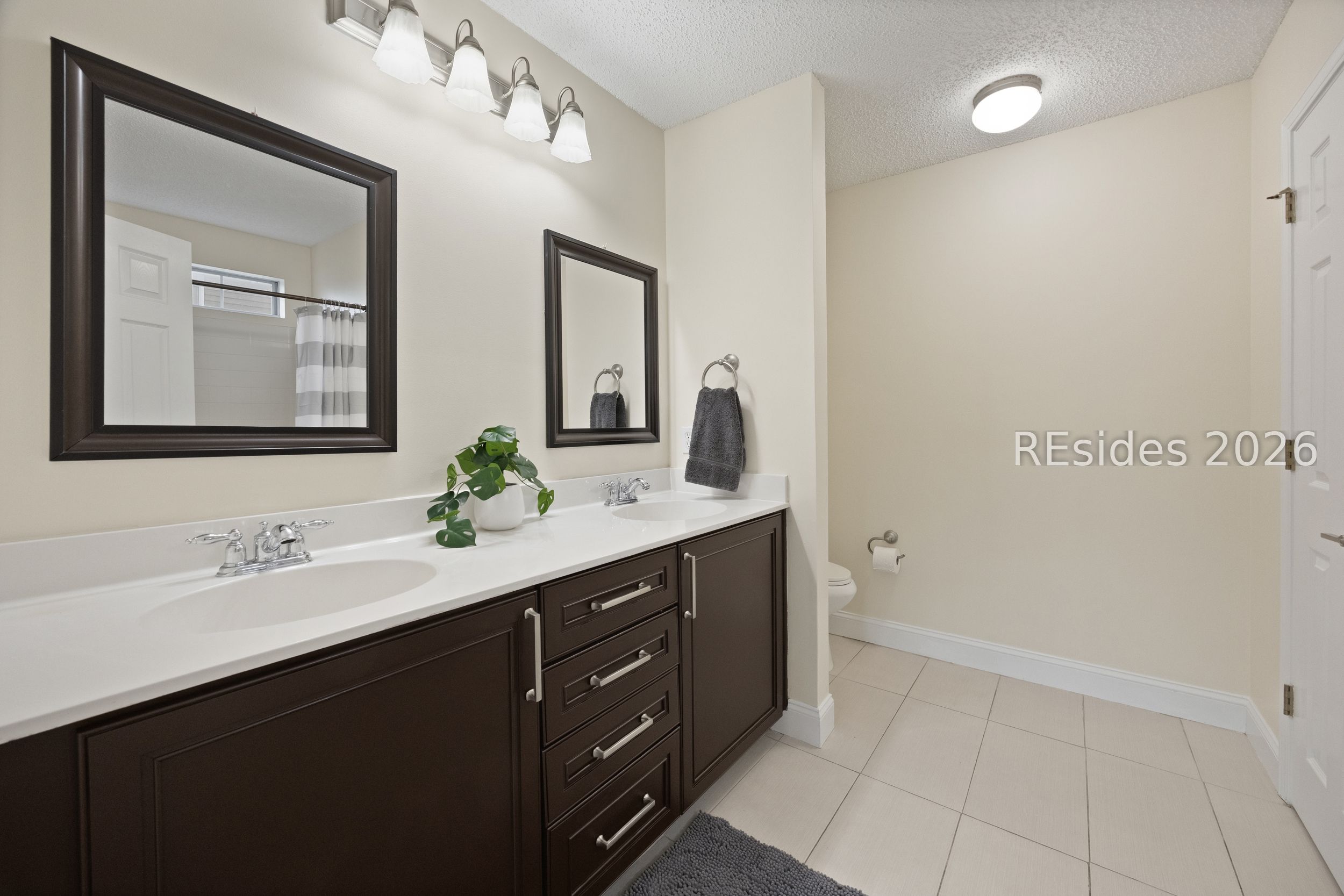 624 College Park Circle