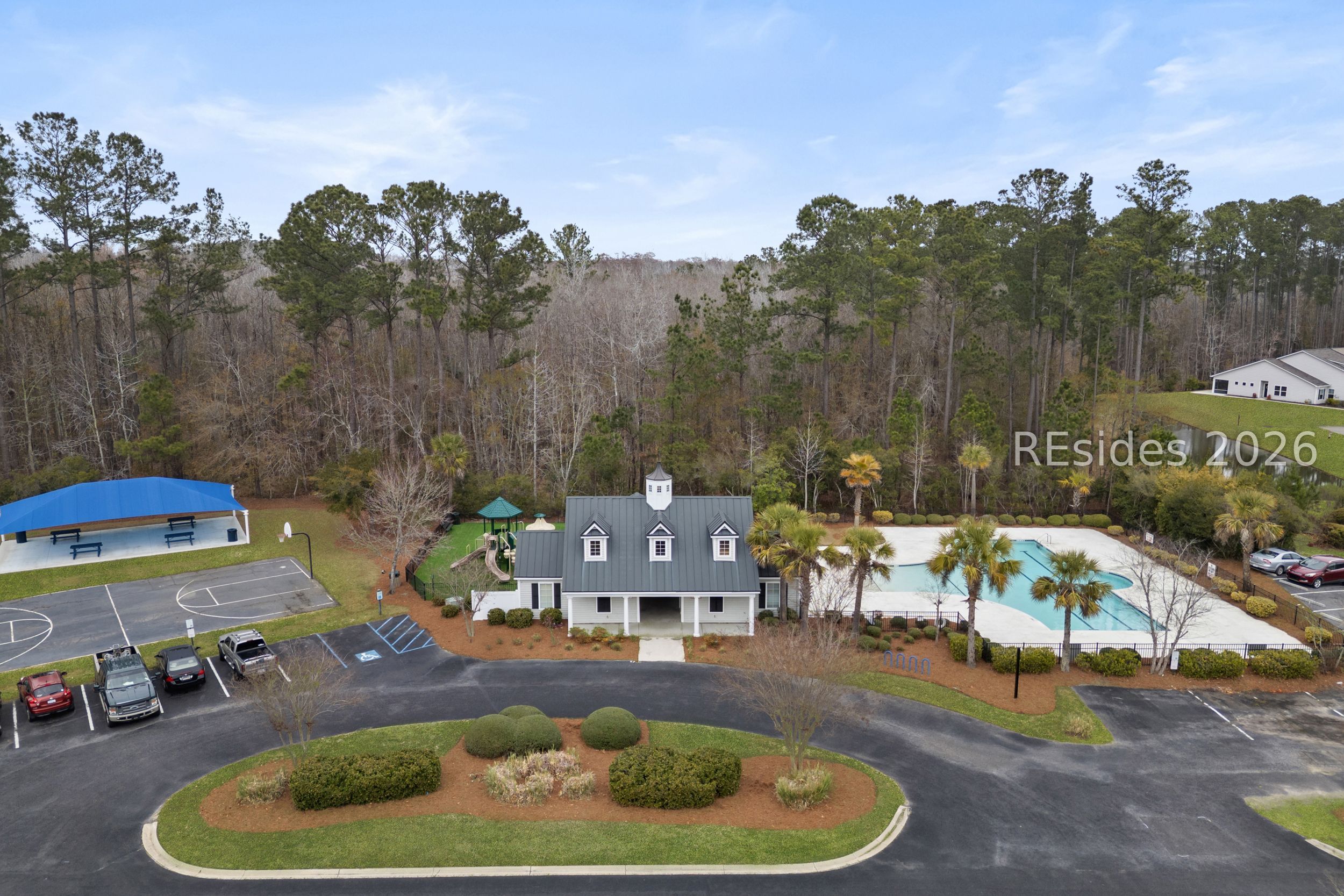 624 College Park Circle