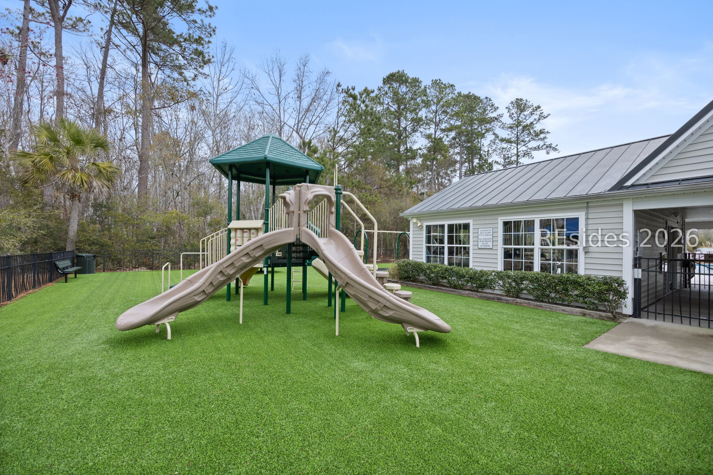 624 College Park Circle