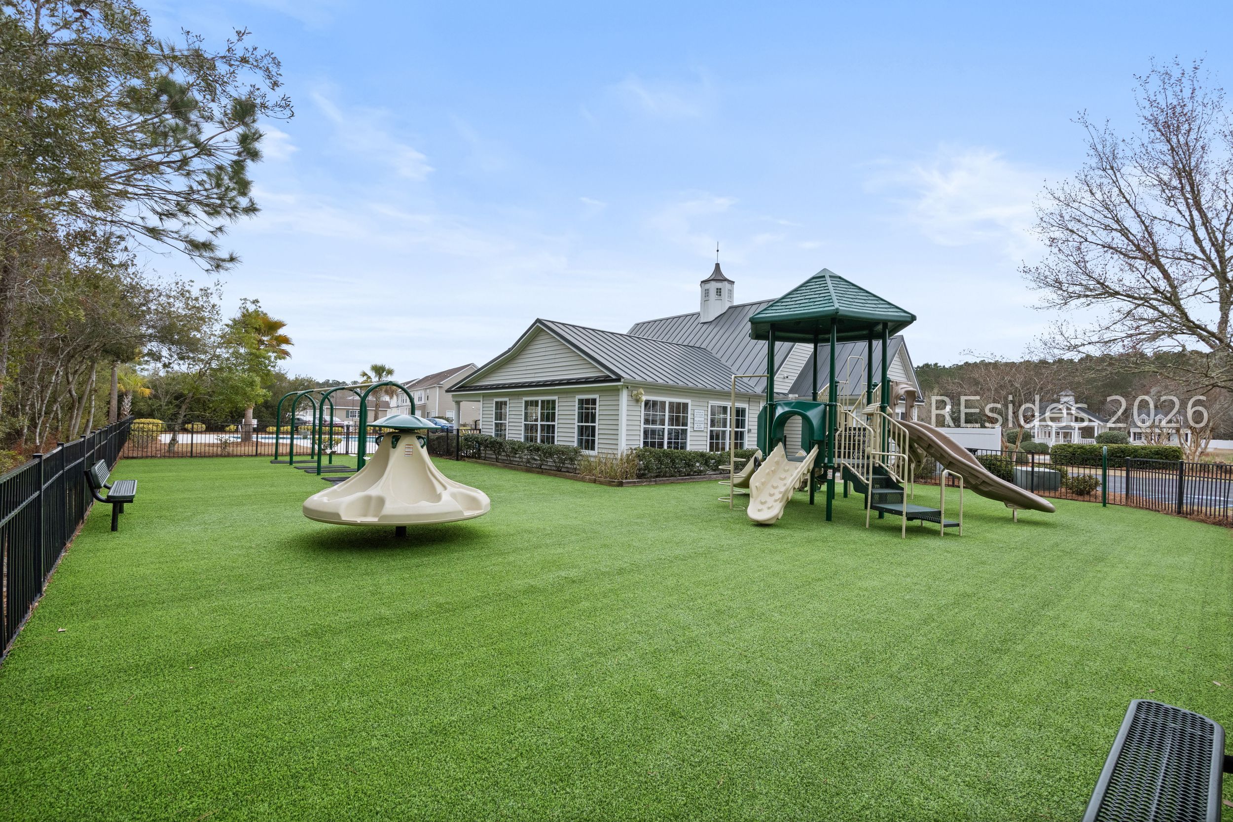 624 College Park Circle