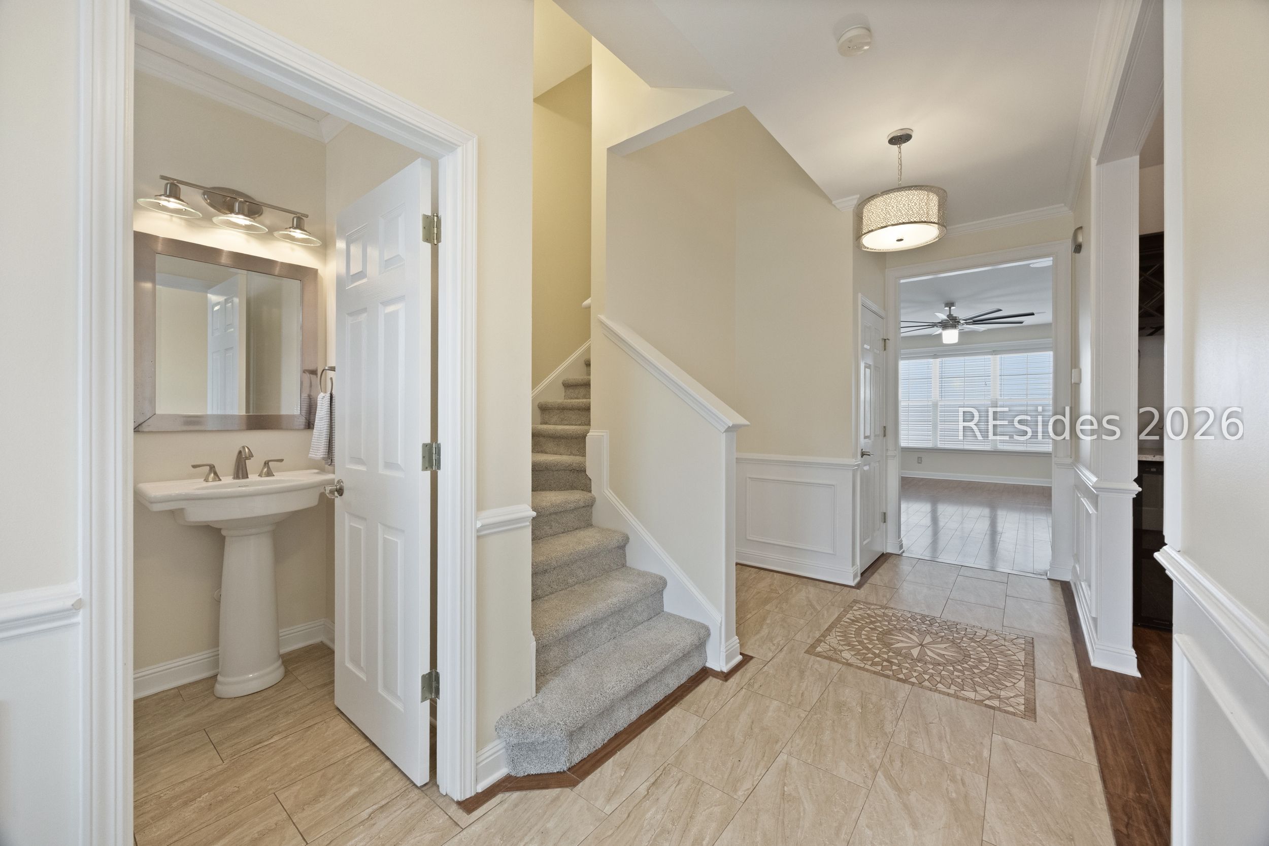 624 College Park Circle