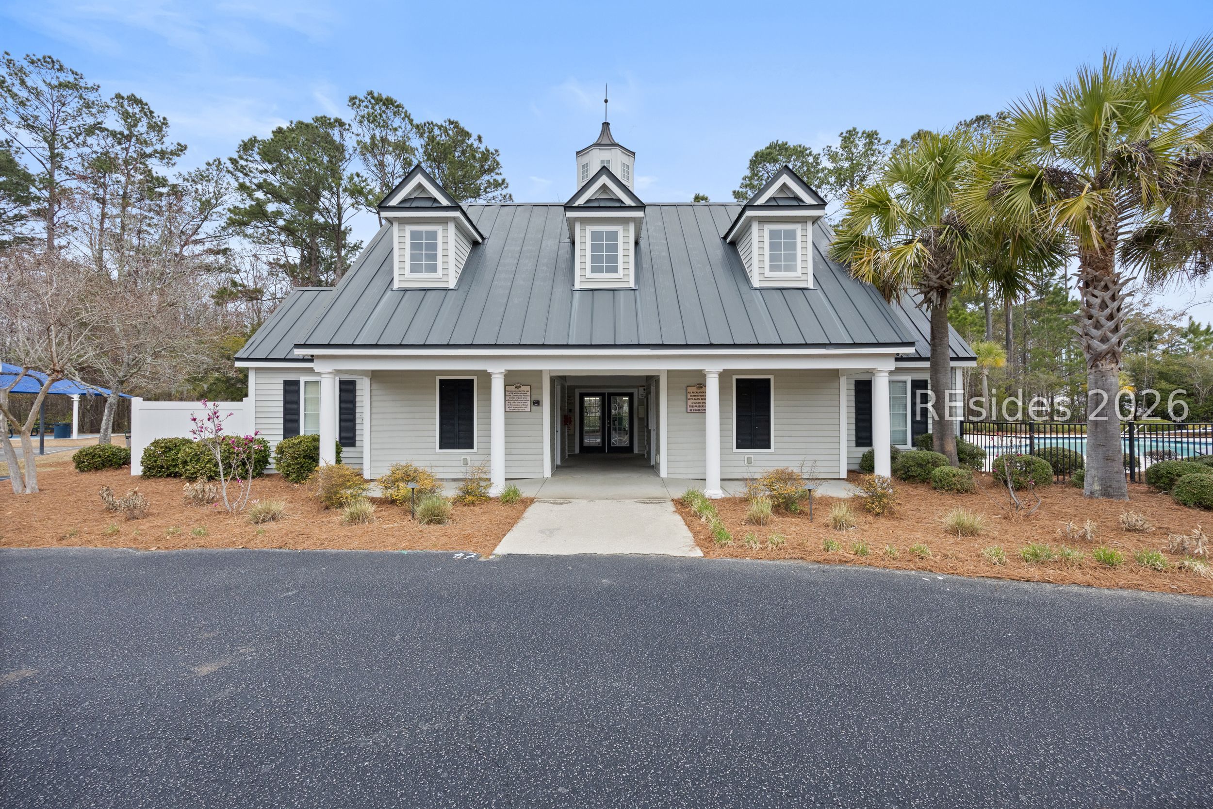 624 College Park Circle