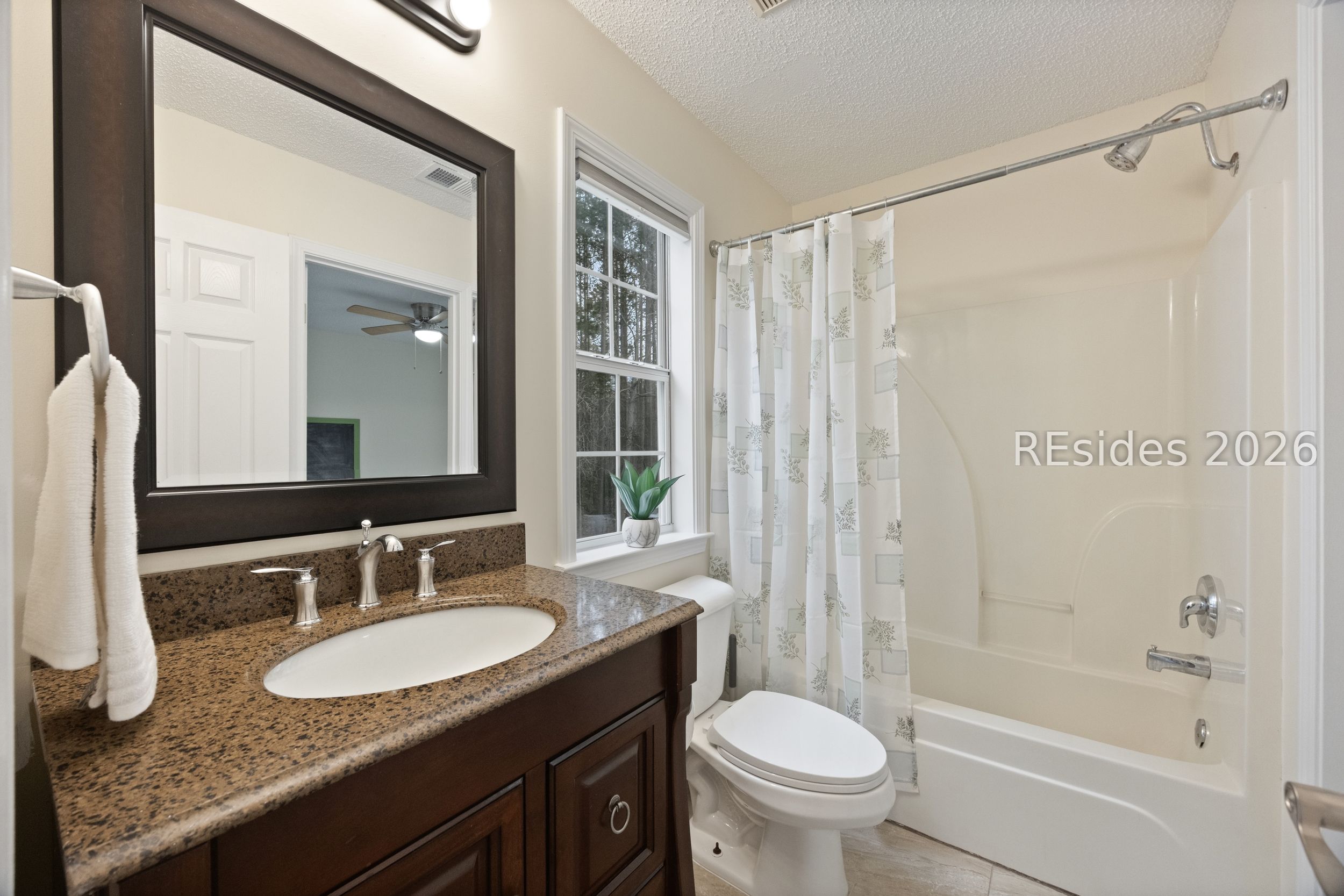 624 College Park Circle