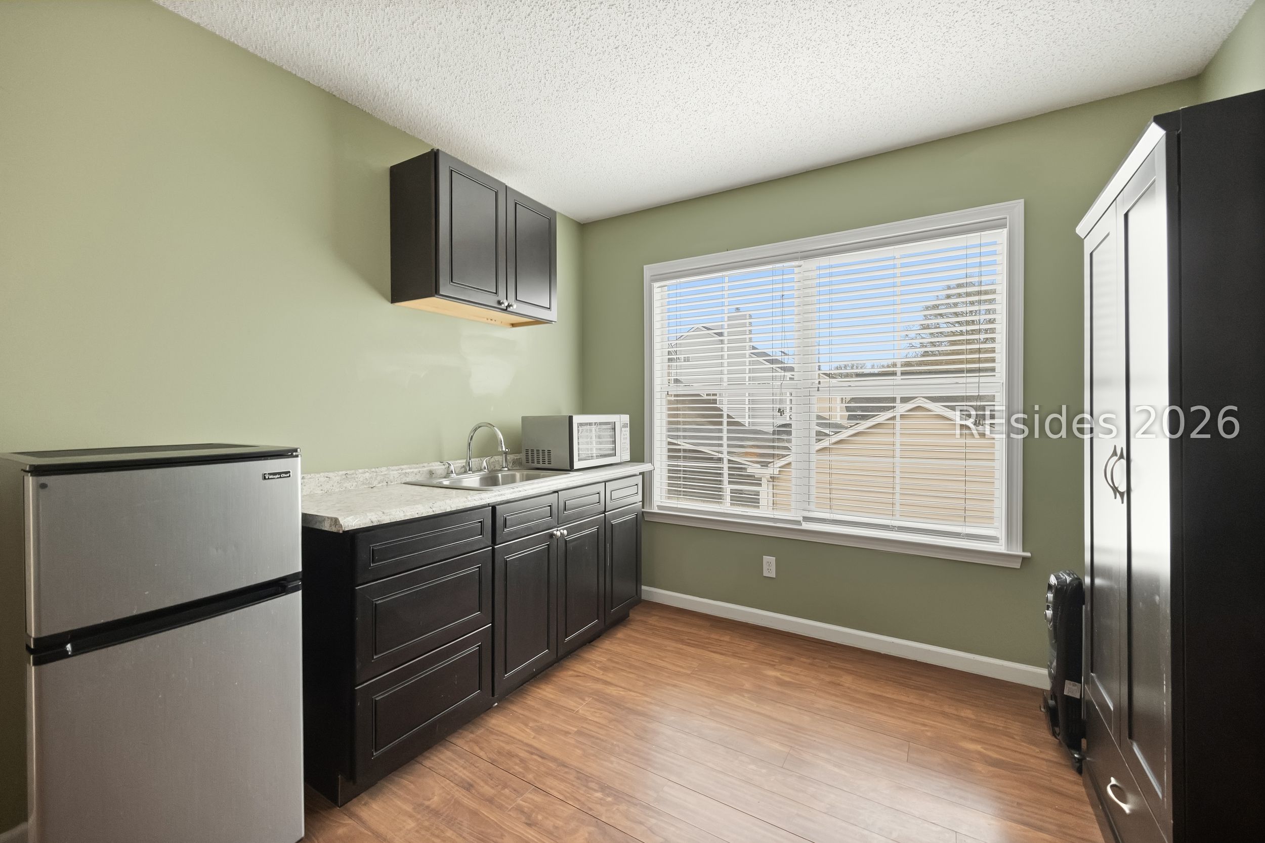 624 College Park Circle