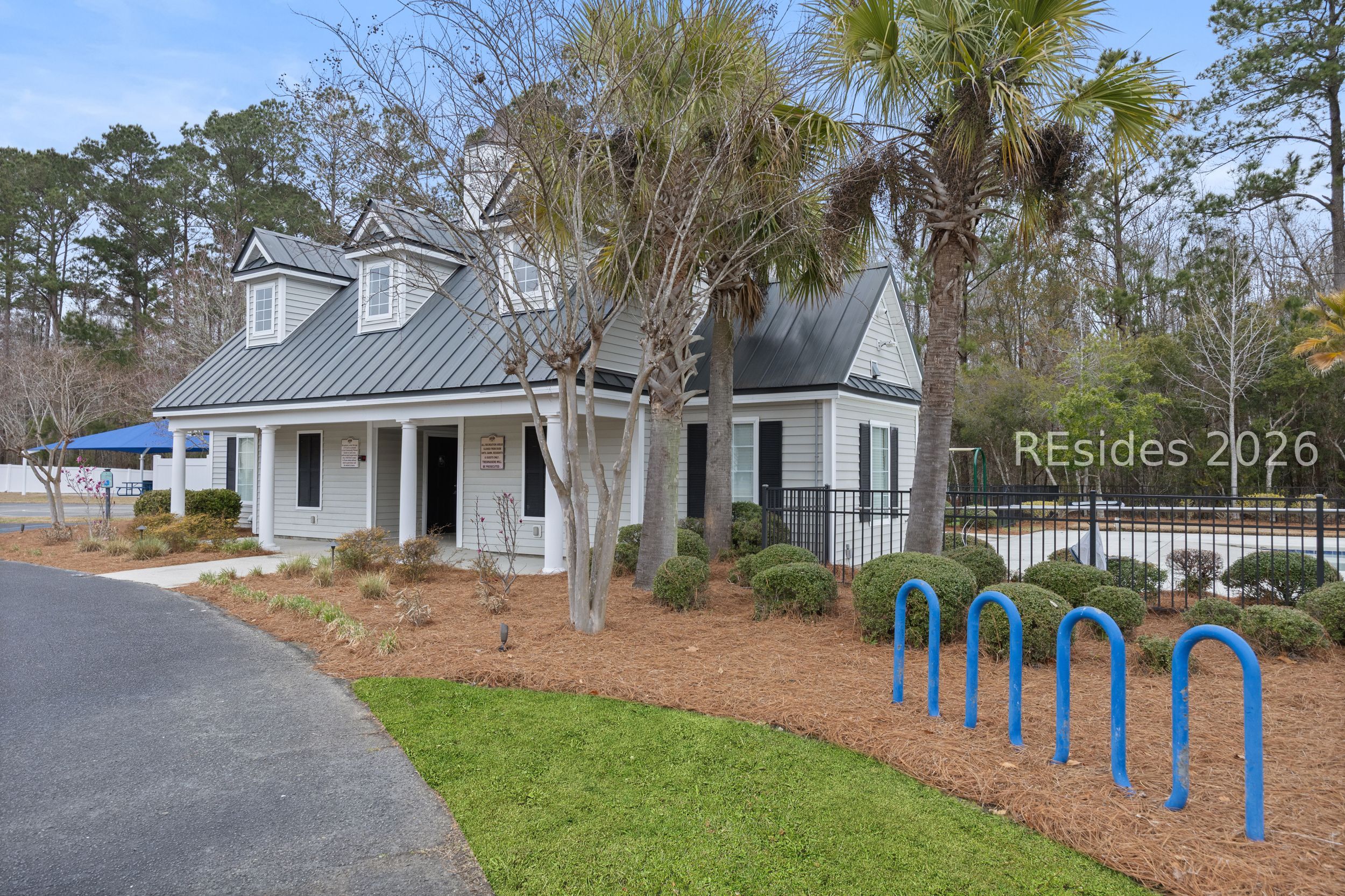 624 College Park Circle