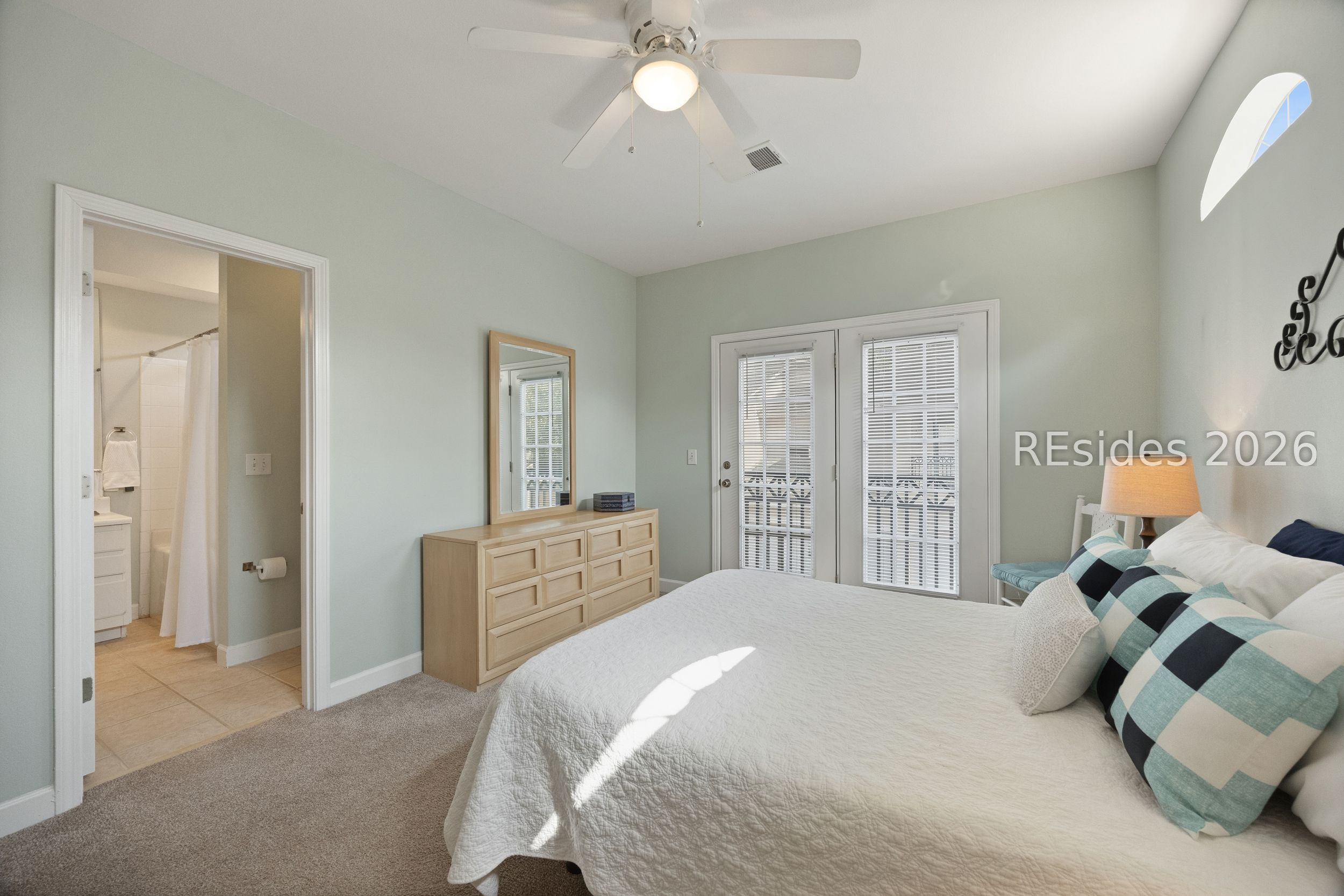 4 Indigo Run Drive Unit: 2311