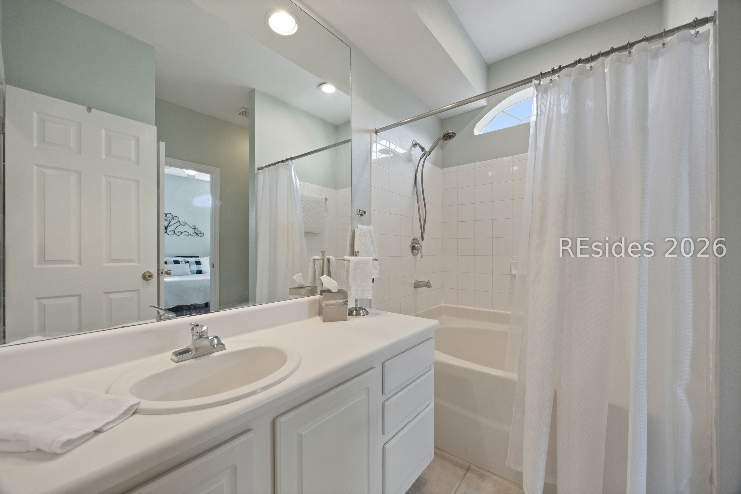 4 Indigo Run Drive Unit: 2311