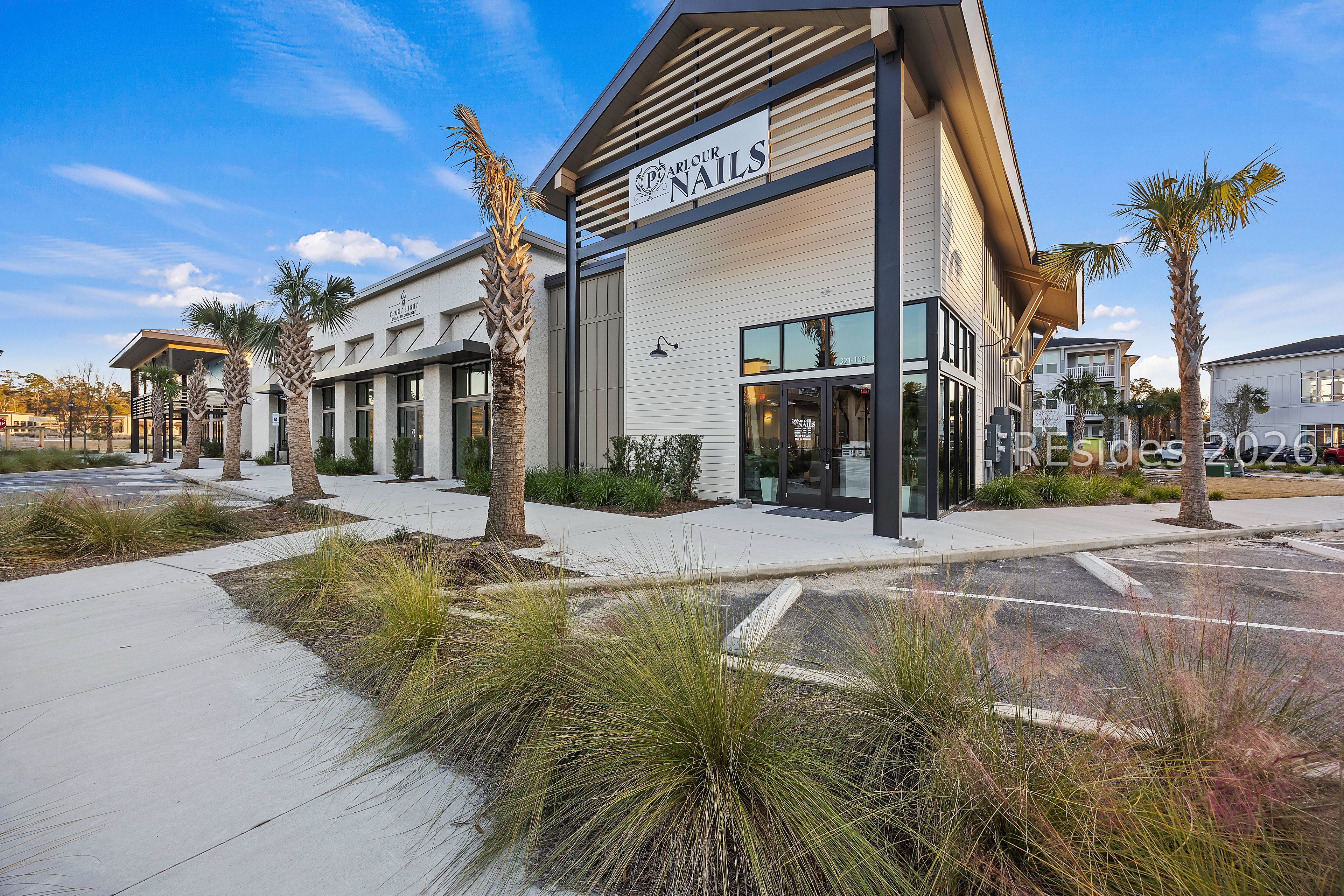 90 Carolina Oaks Avenue