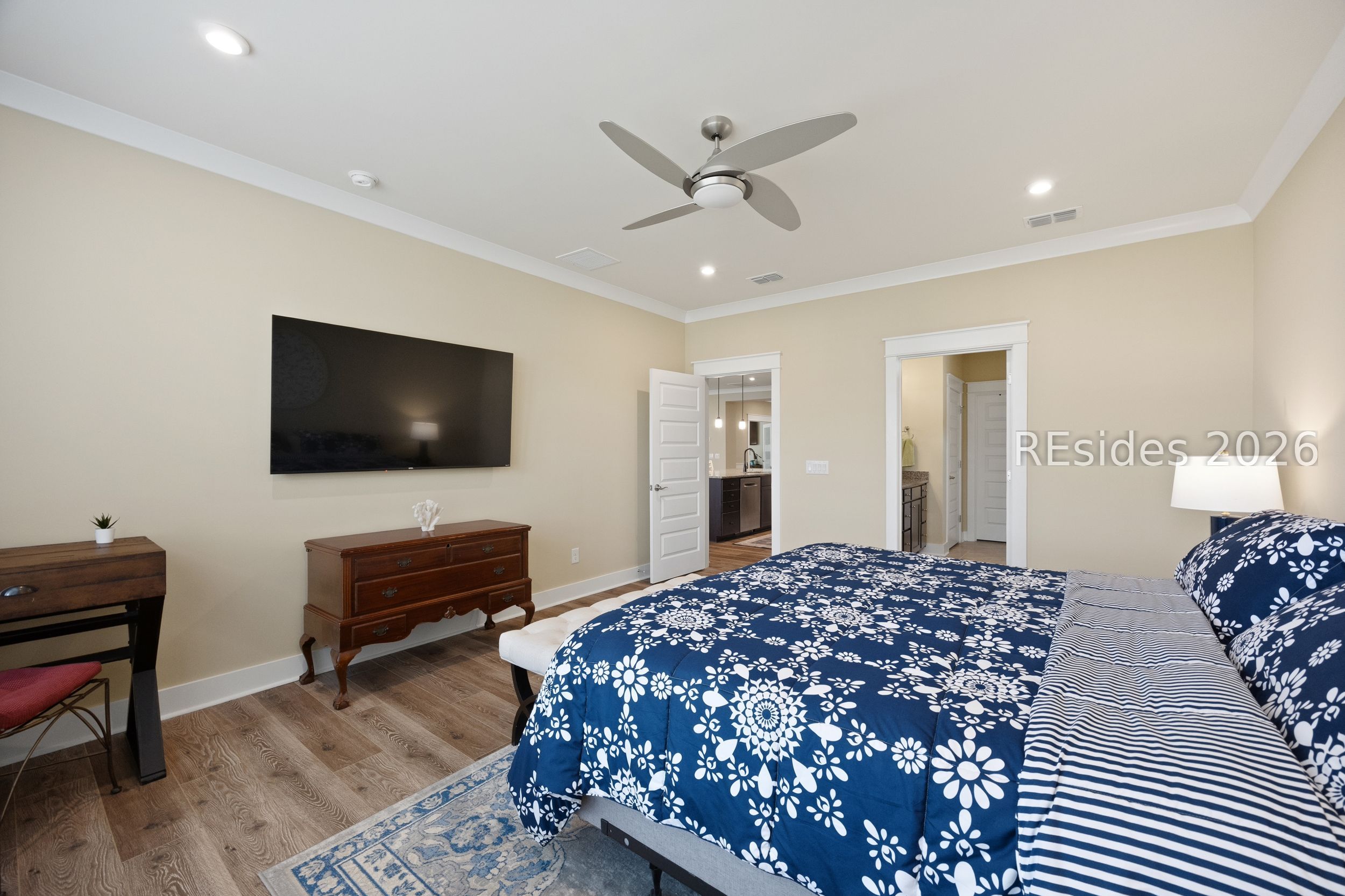 90 Carolina Oaks Avenue