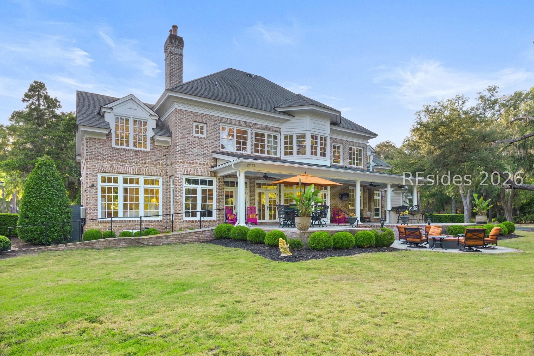 Carraway Manor